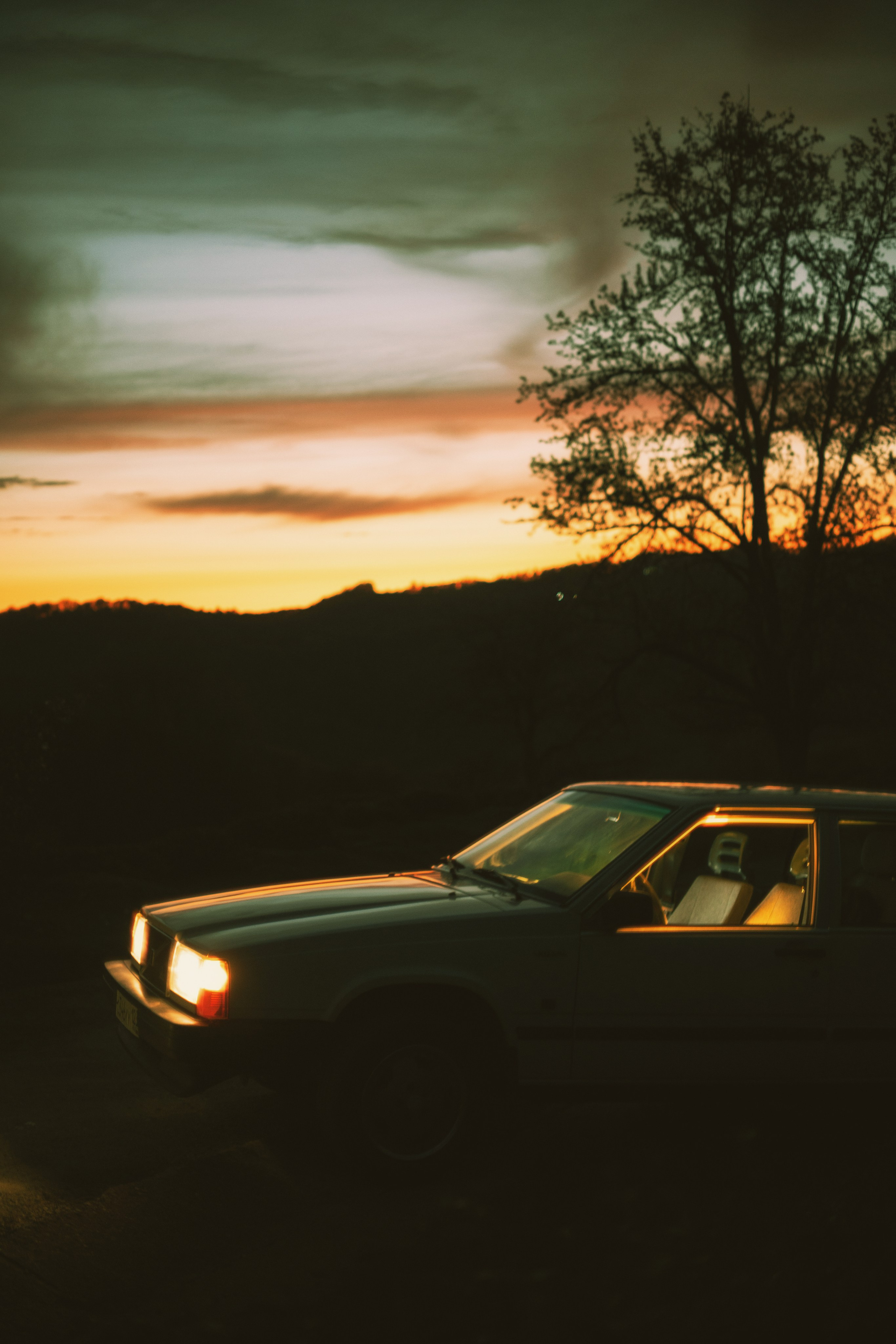 фото авто в мягком расфокусе, стиль кино