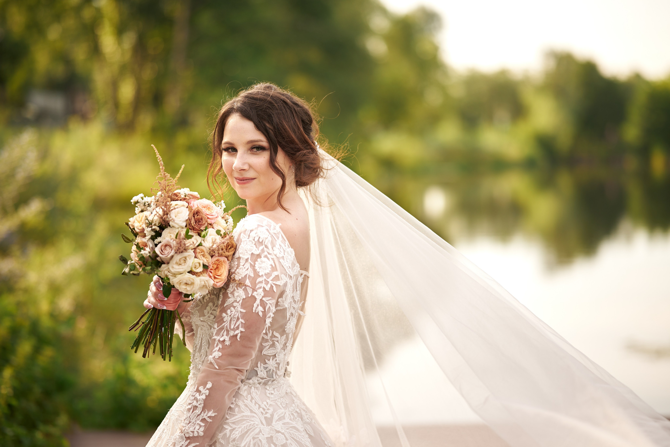Профессиональный фотограф Старый Оскол, Губкин — свадьба, венчание, крещение, юбилей и день рождения