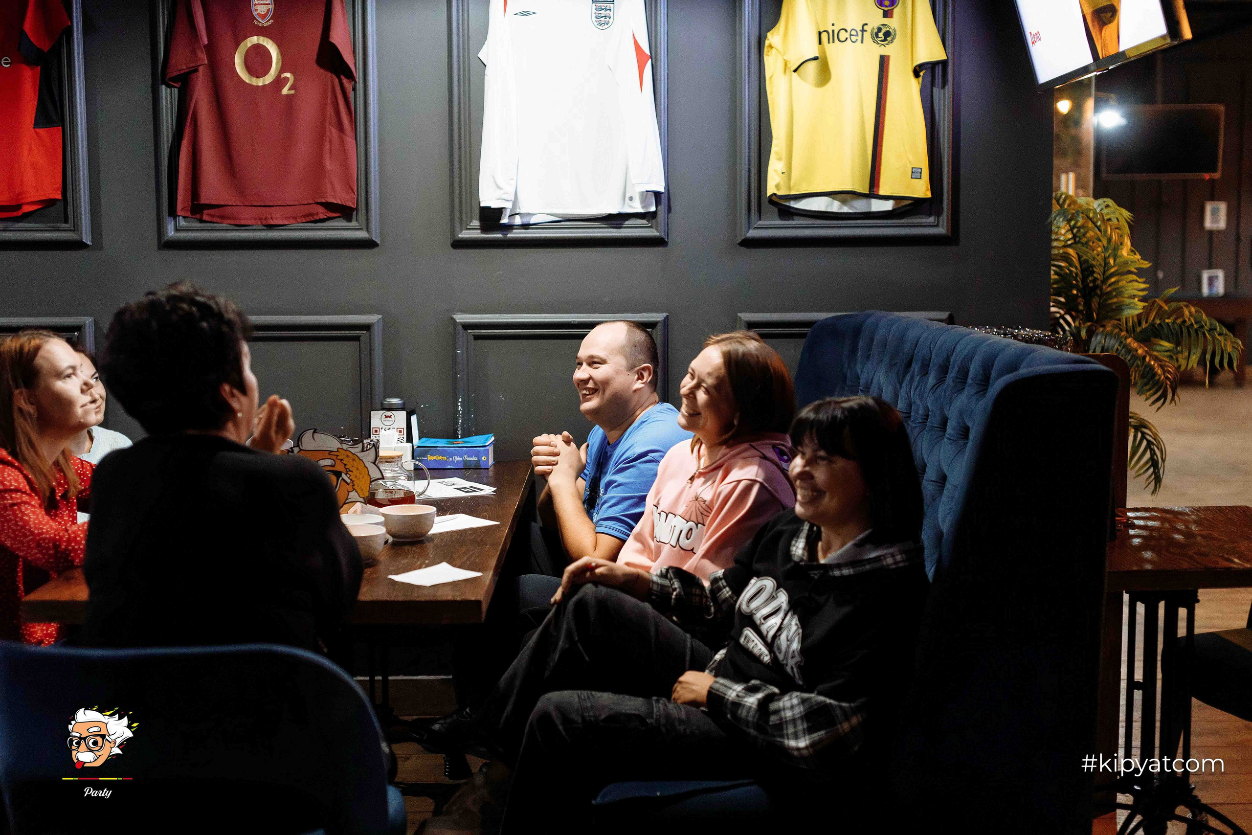 Эйнштейн Party