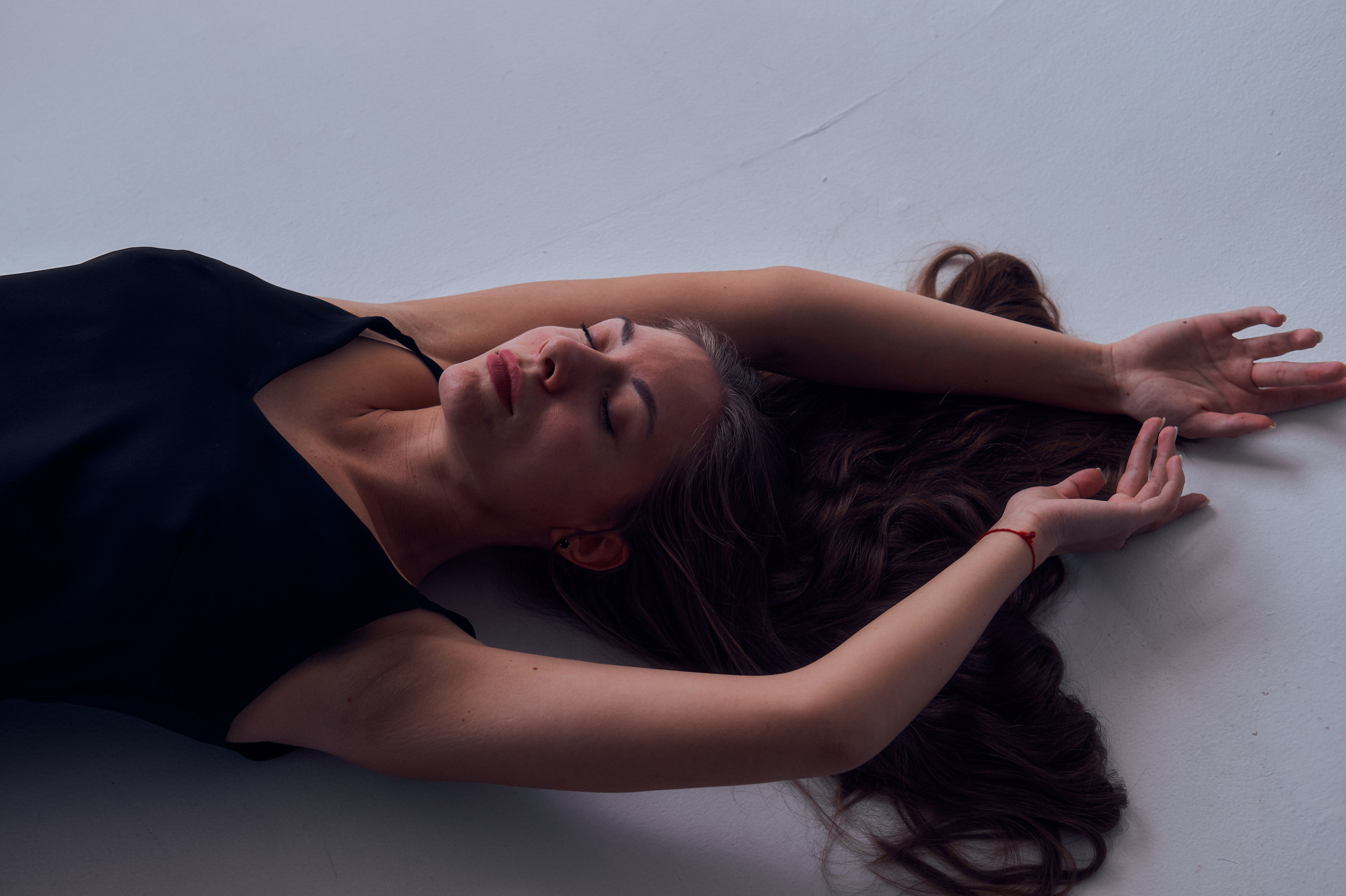 Ира. Циклорама. Женский фотограф Лера из Санкт-Петербурга