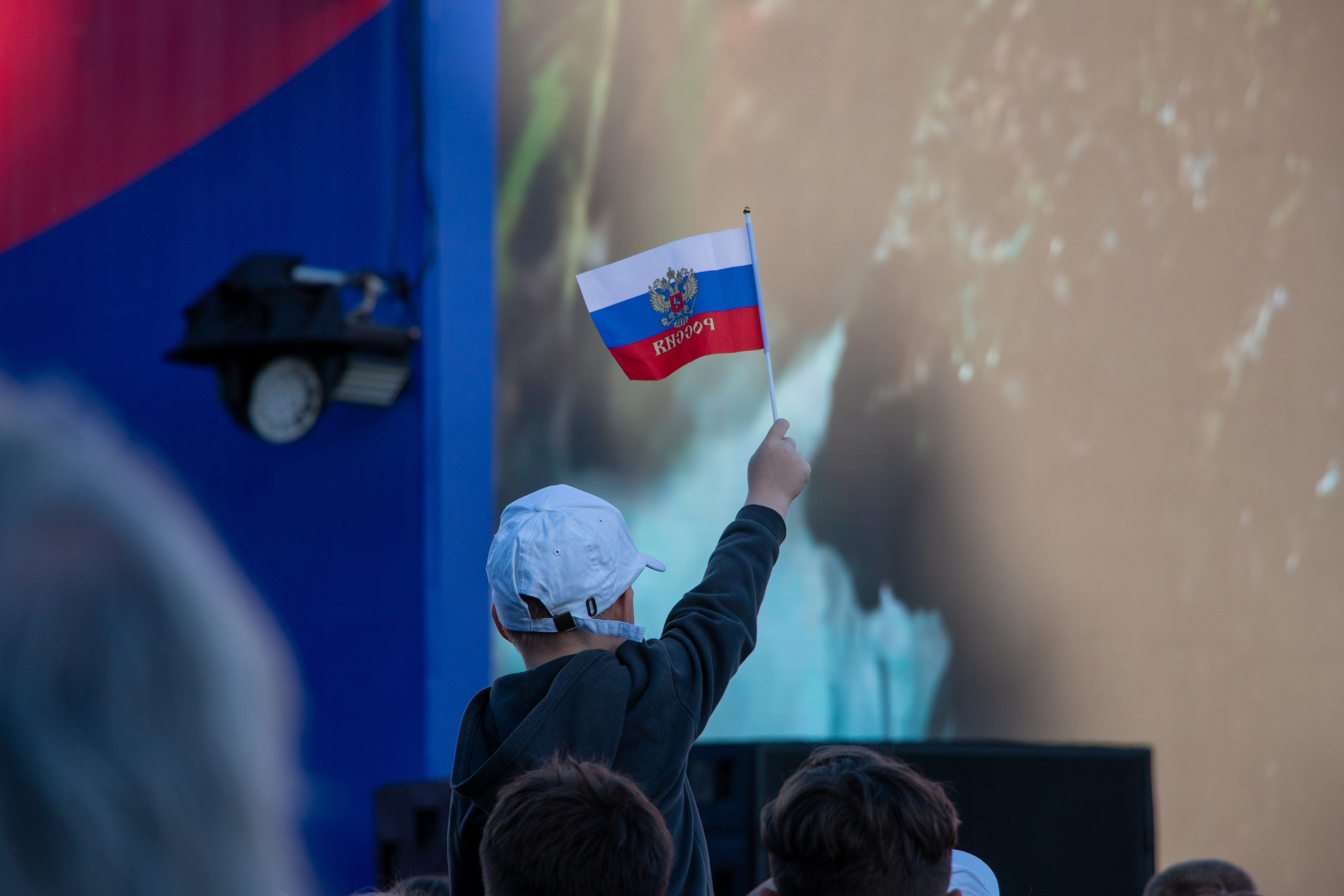 День флага России. Ижевск 2025. Олег Романов. Мастер фото по спорту