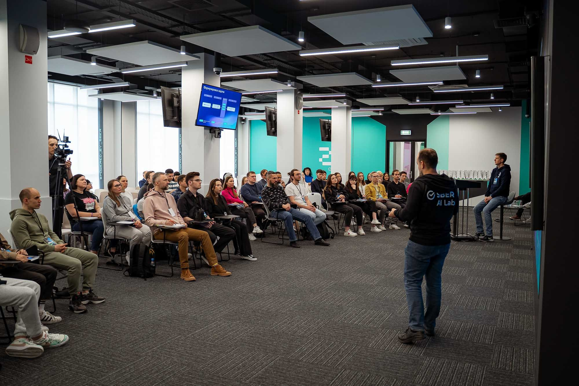 СБЕР AIJ в Школе 21. Сергей Кошкин. Репортажная и ивент-фотография в Сургуте