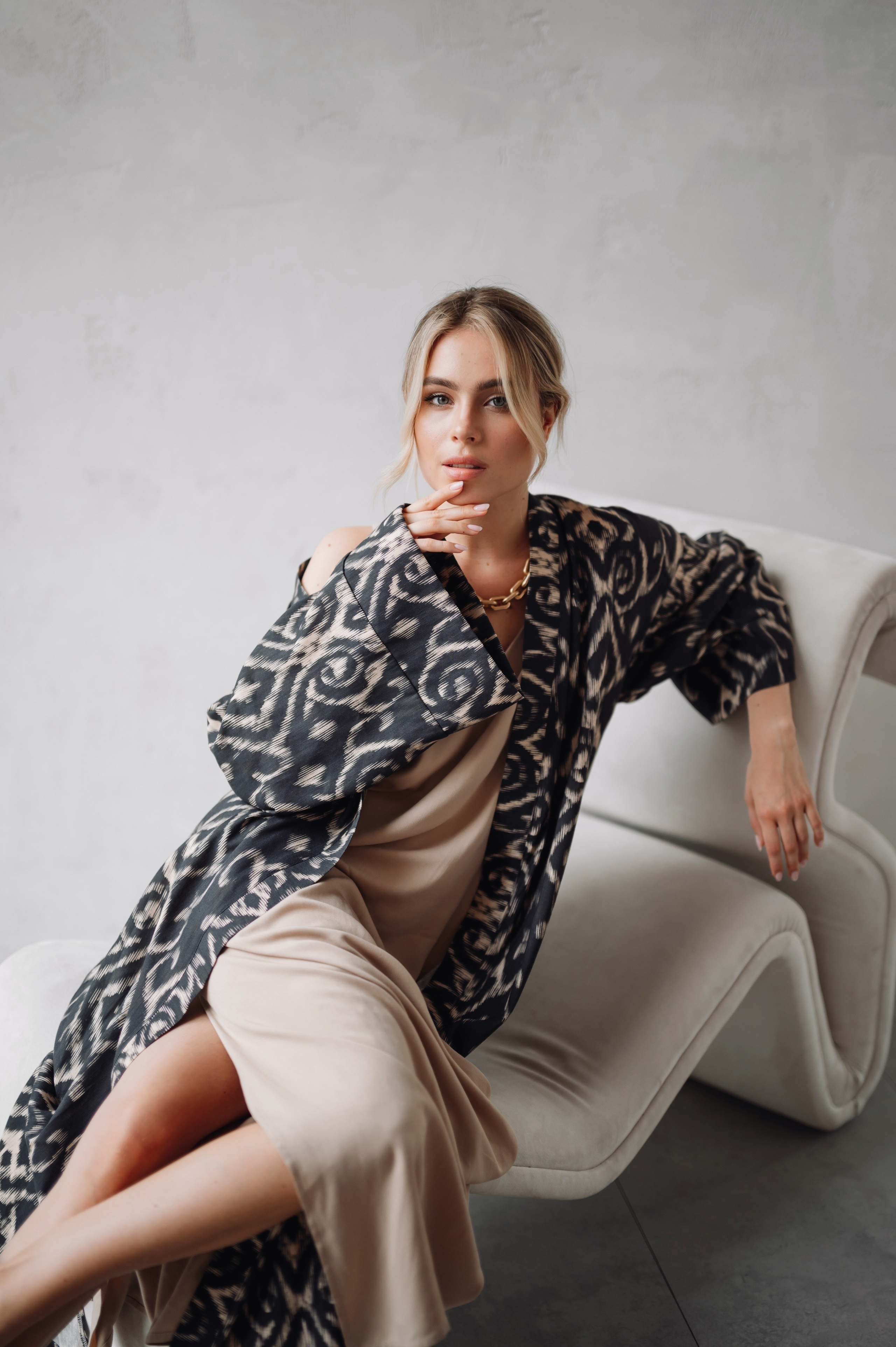 Съемка контента одежда женская. Фотограф товаров для соцсетей - инстаграм, вконтакте, сайта, блога. Контент-фотограф в Москве Хныкина Лена