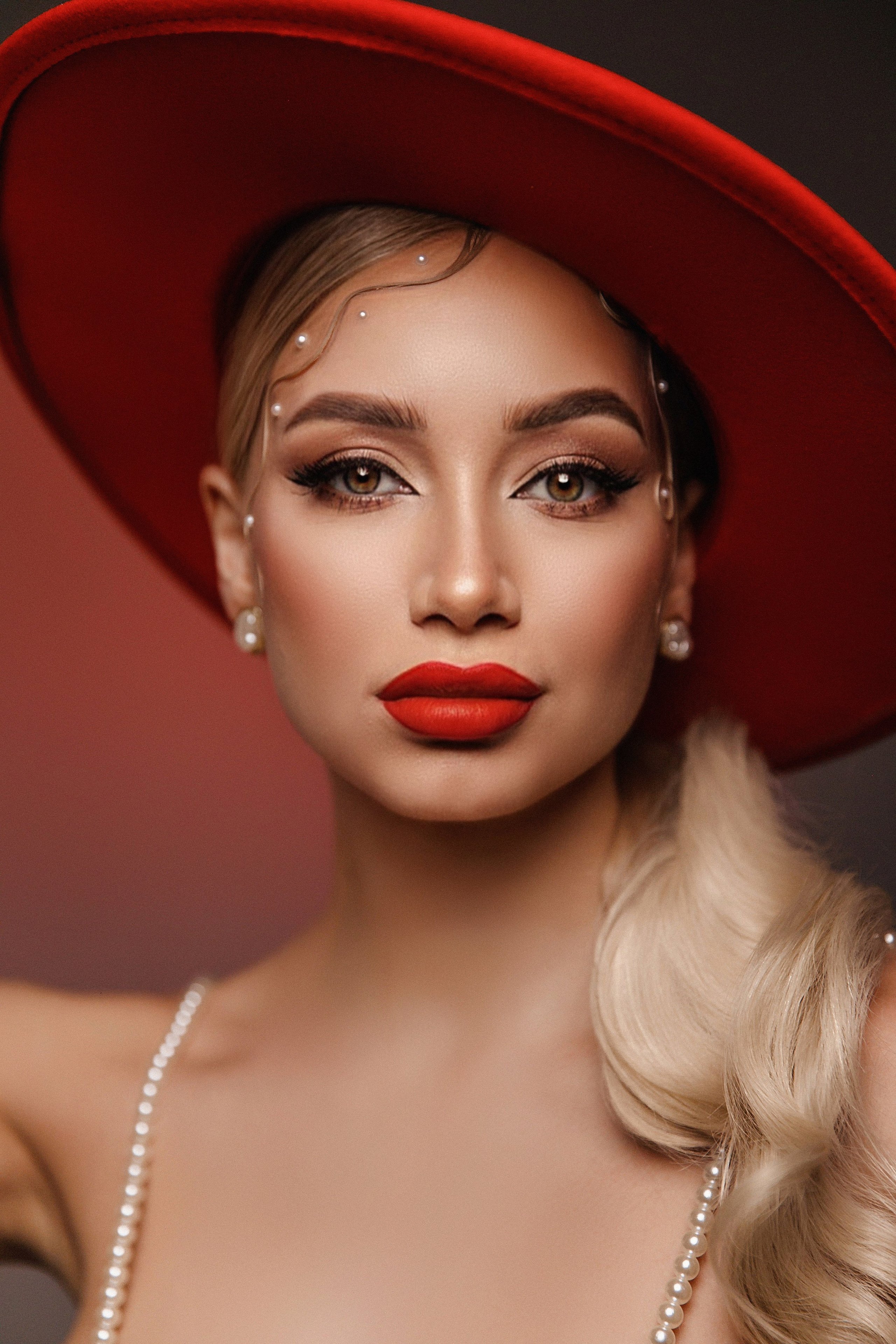 Фотосессия на циклораме. Свадебный фотограф в новокузнецке