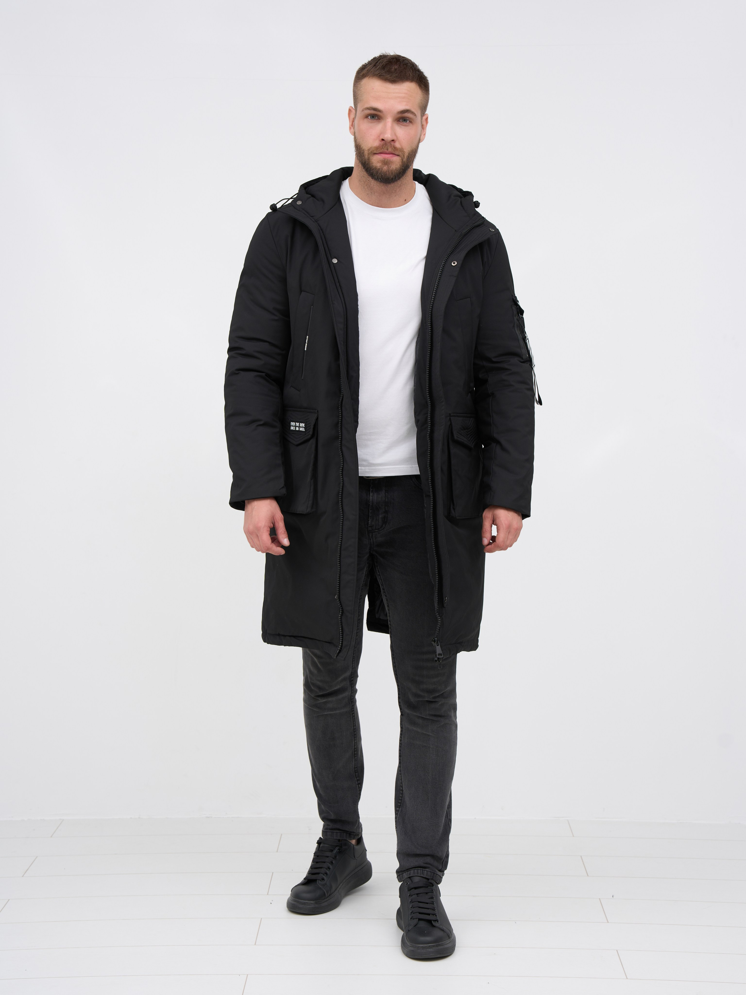 Мужская верхняя одежда для WB. Brand photographer Moscow