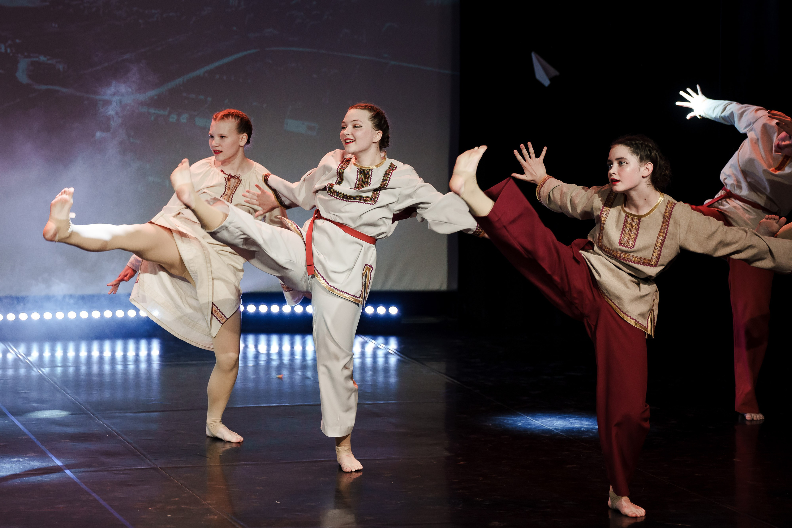 Концерт «Солнышко» г. Ростов Великий. Репортажный фотограф Сергей Сажин г. Ярославль