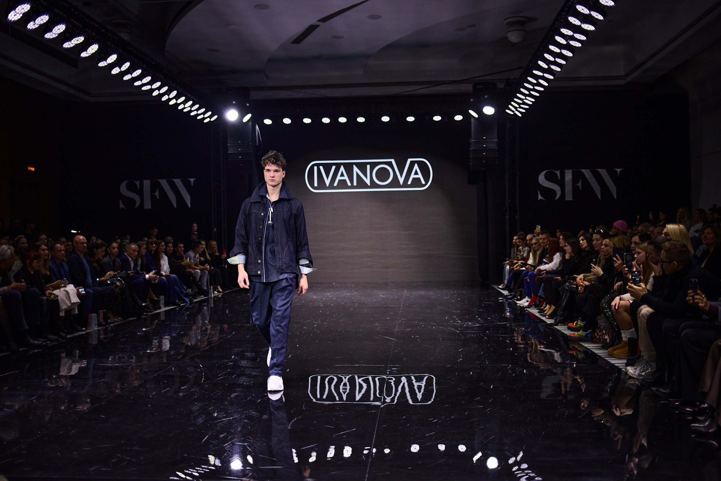 Sochi Fashion Week осень 2024. Professional photographer in Sochi Victoria Joy. Teaching Photography