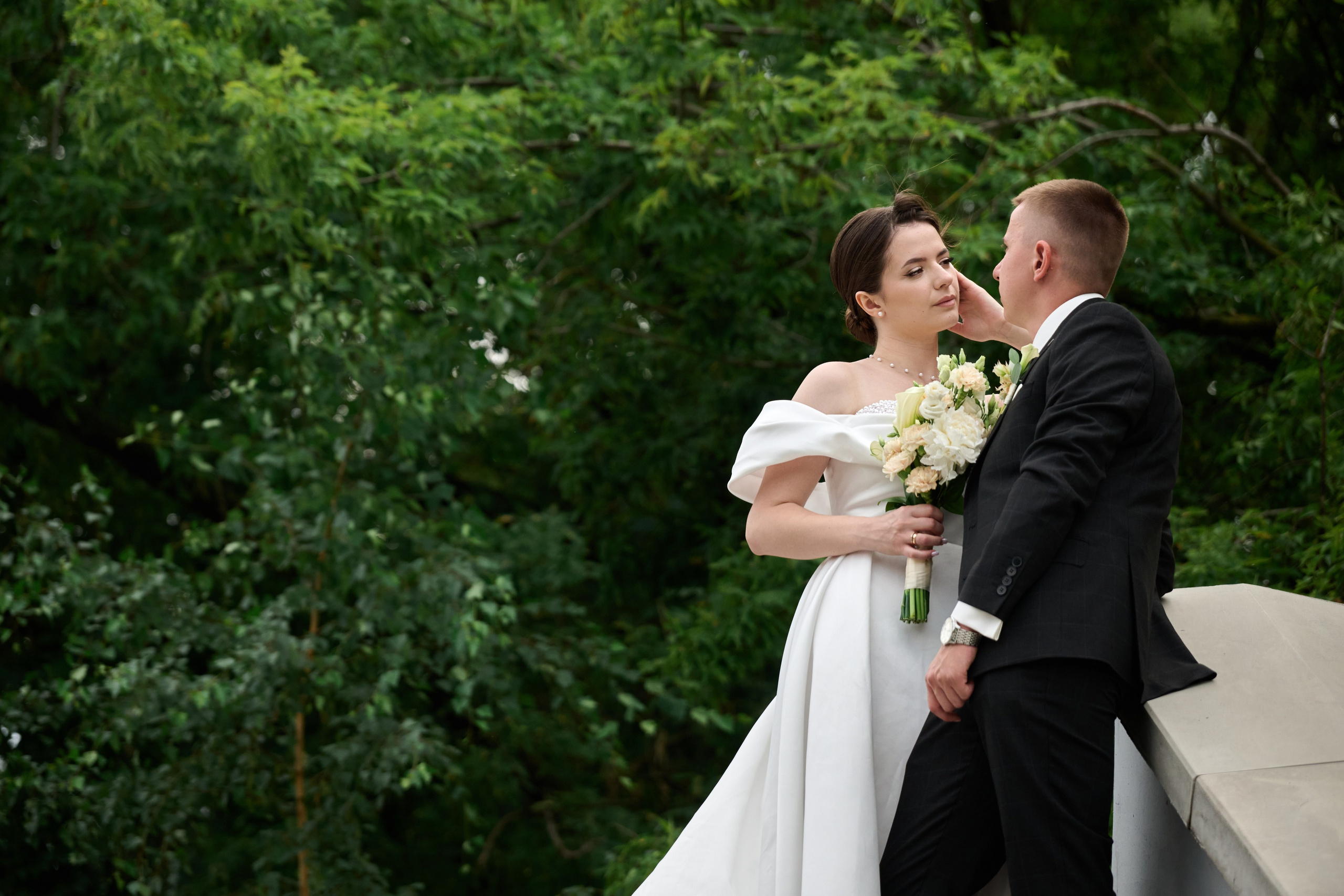 Свадебная фотосессия Никиты и Ангелины в Старом Осколе. Профессиональный фотограф Старый Оскол, Губкин — свадьба, венчание, крещение, юбилей и день рождения