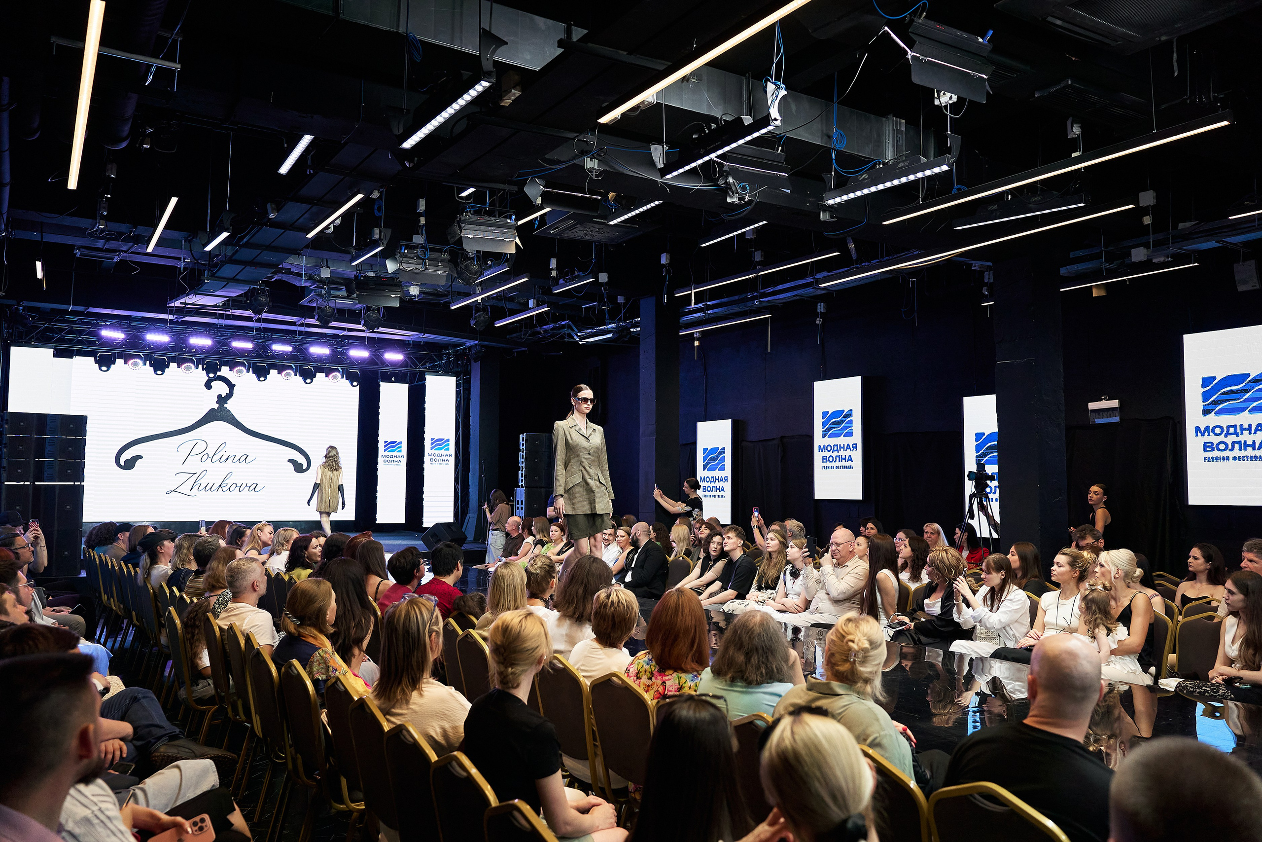 Модная Волна 2025. Фотограф Ольвия Капранова в Москве и московской области