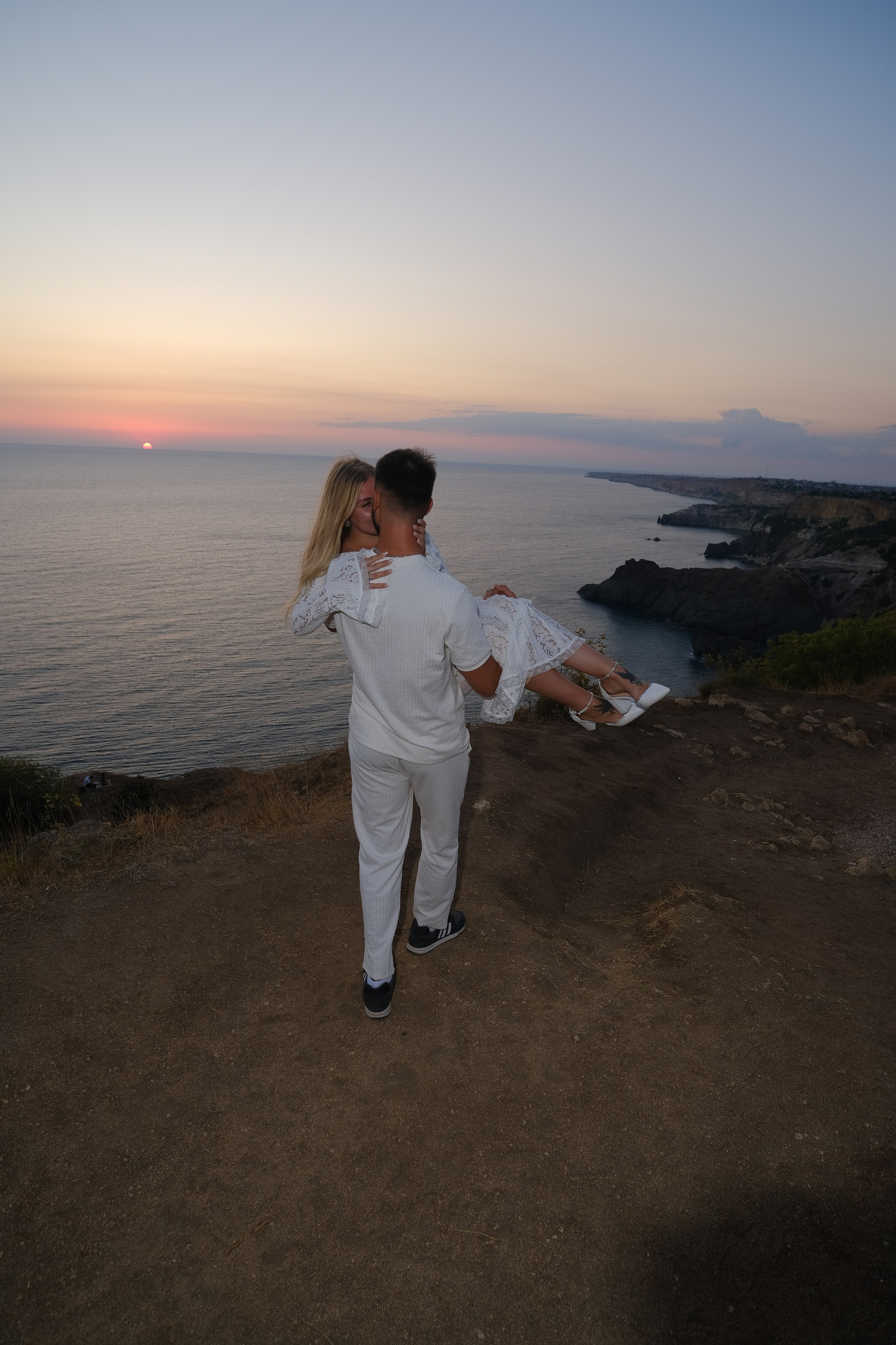 Индивидуальная фотосессия. Разные фото. Профессиональная фотосъемка в Крыму. Натуральные эмоции и живые кадры. Забронируйте дату прямо сейчас!