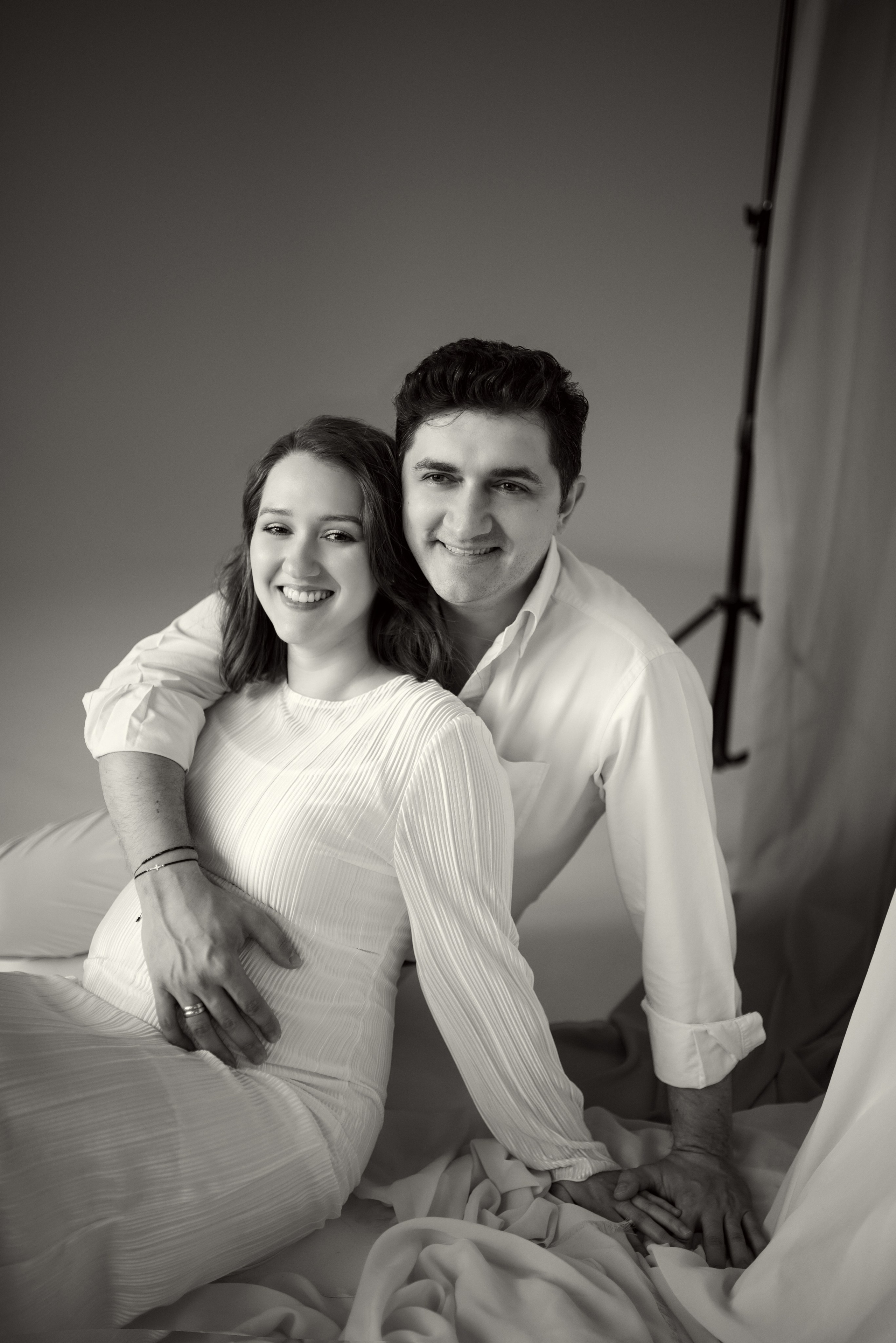 Фотосессия беременности в фотостудии. Семейная фотосессия Бутово Москва фотограф Алина Морщагина