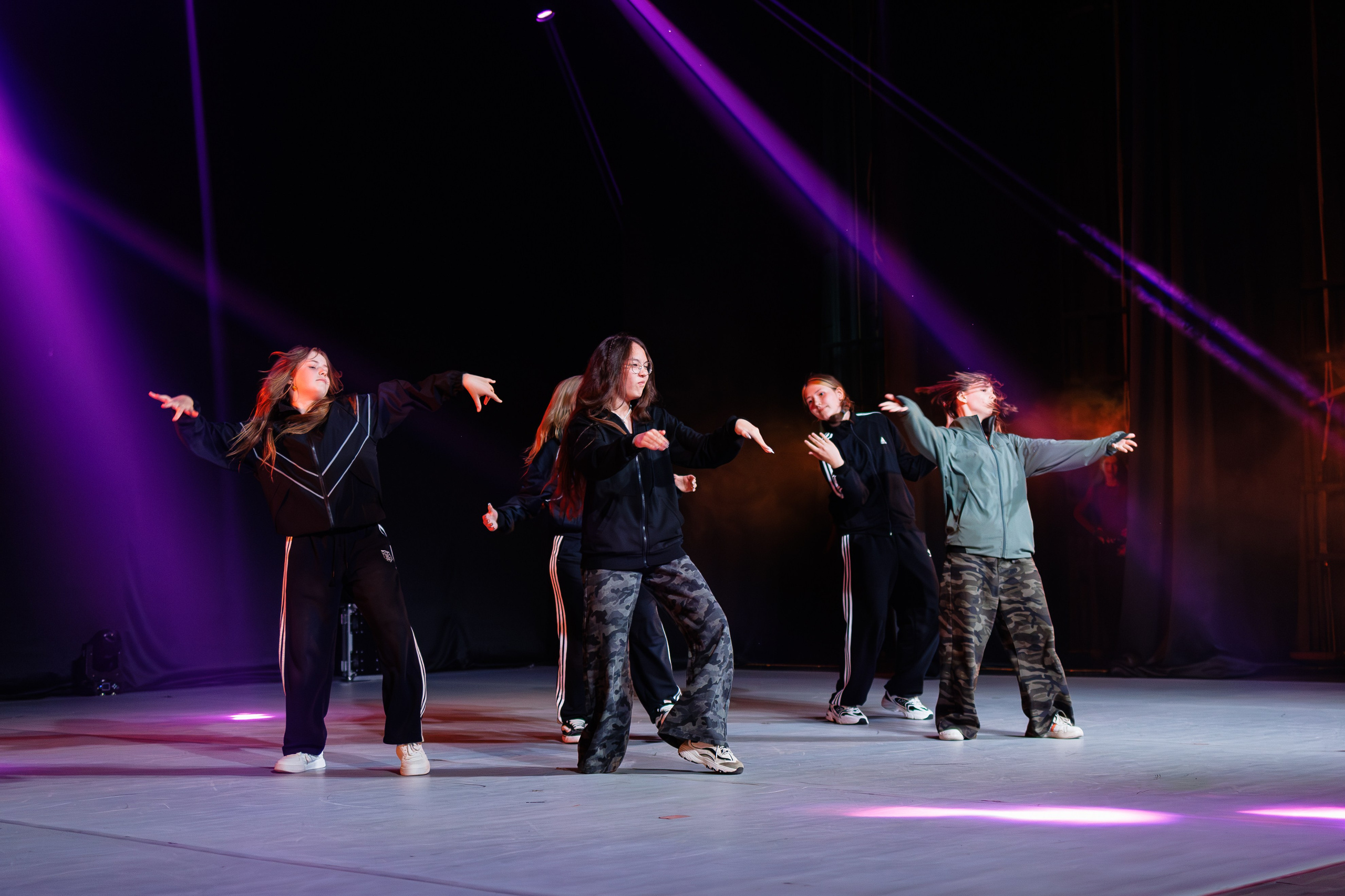 KALINKA DANCE STUDIO. Свадебный и репортажный фотограф в Омске. Червоткин Никита
