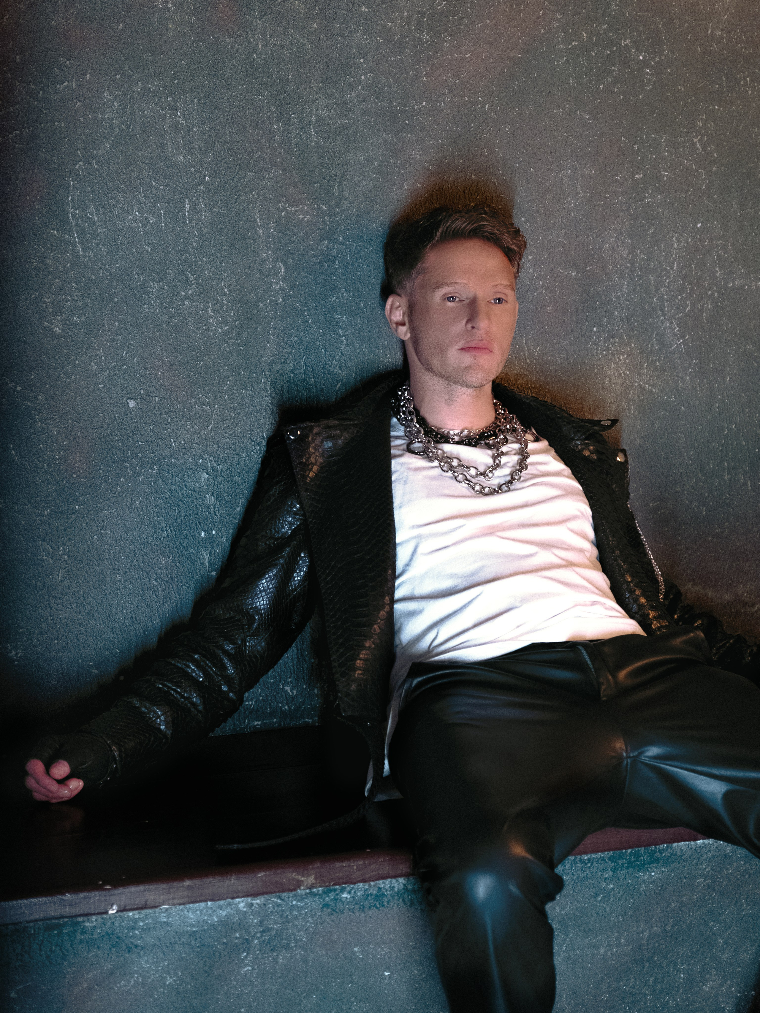 Revольvers. Я  фотограф. Работаю в городе Москва,