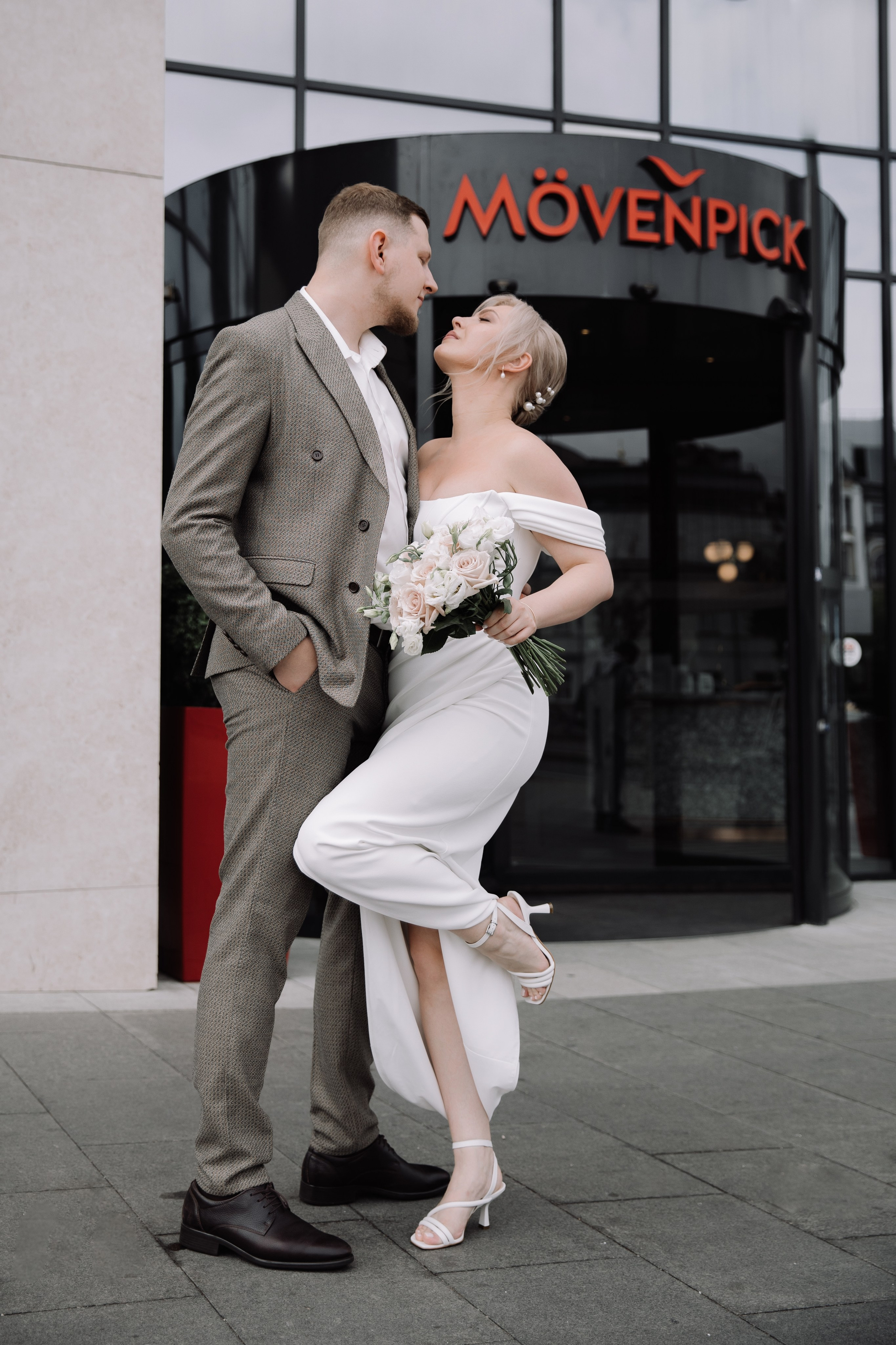 «Мурашками прямо по нам». Свадебный фотограф Москва