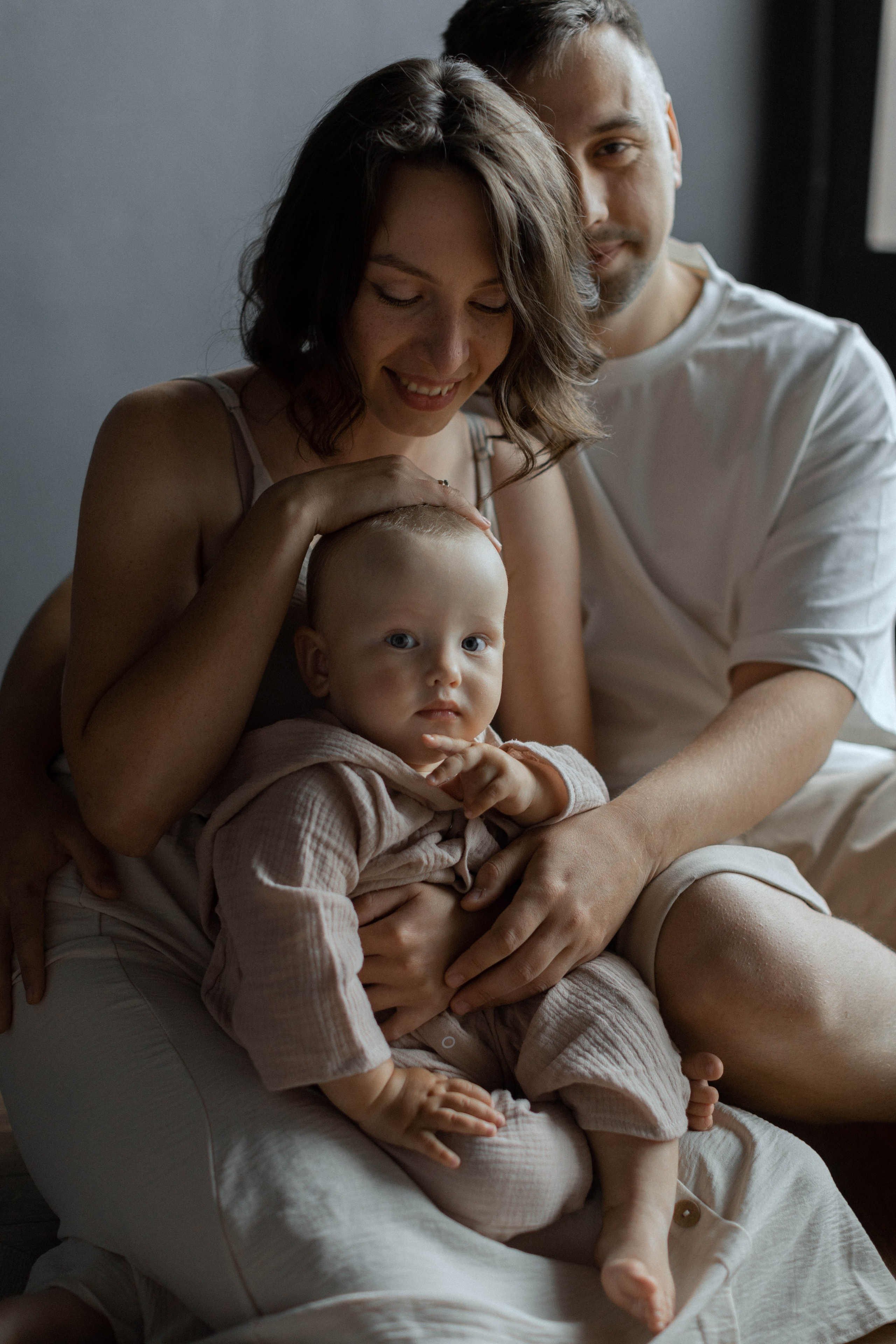 Артем, Виктория и их малыш