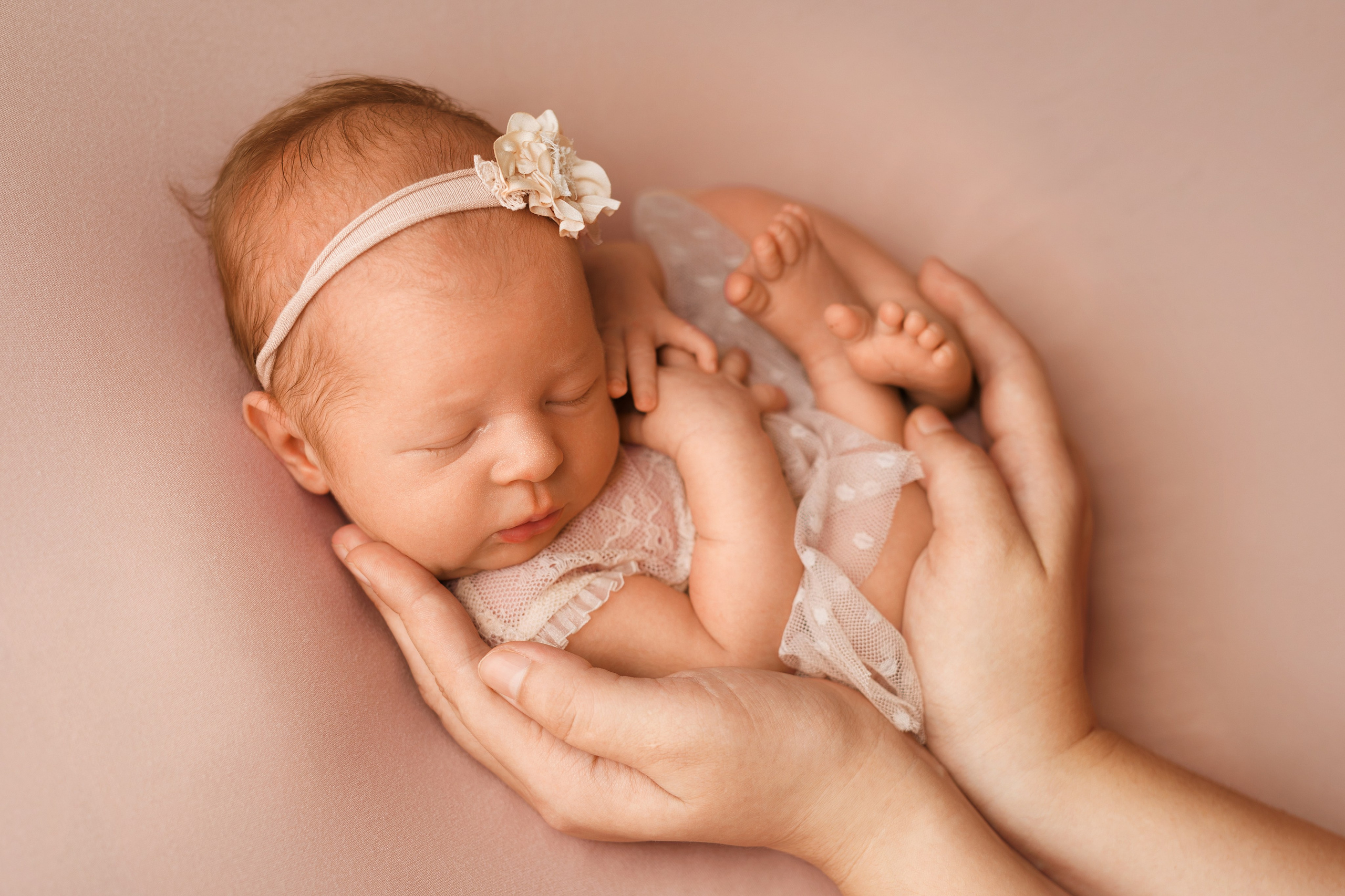 Newborn. Фотограф Newborn и Крещения в Москве и области