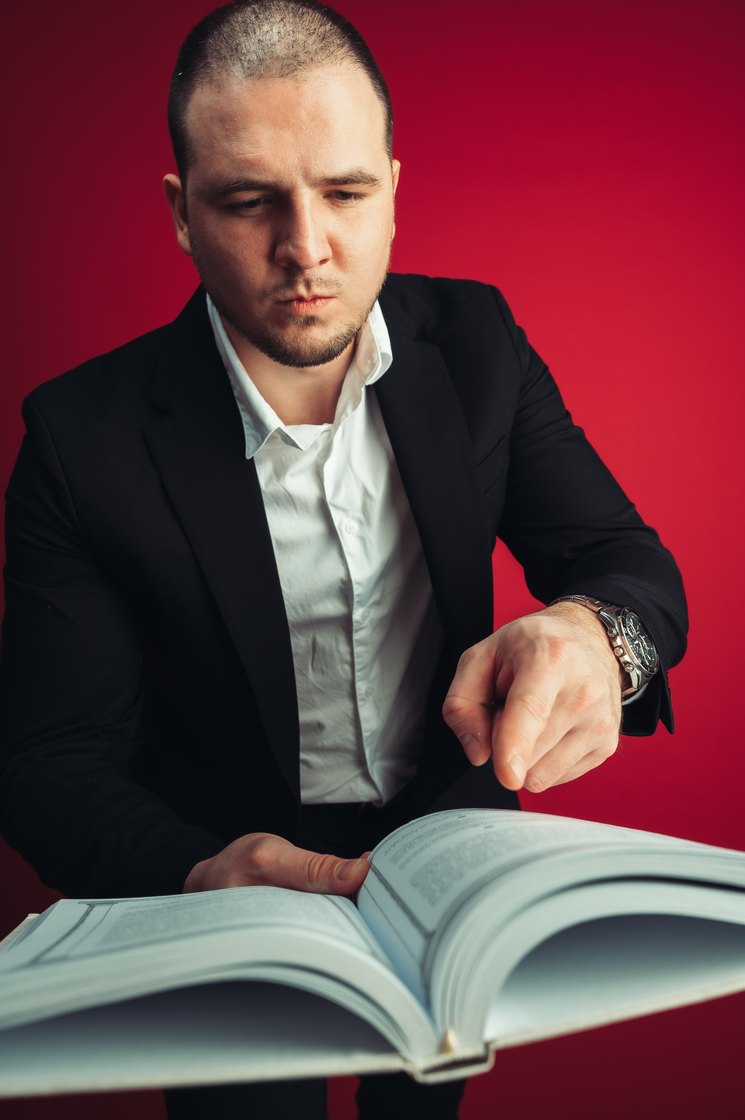 Никита Пустовалов — портретная съёмка. Иван Кубик — фотограф и видеограф