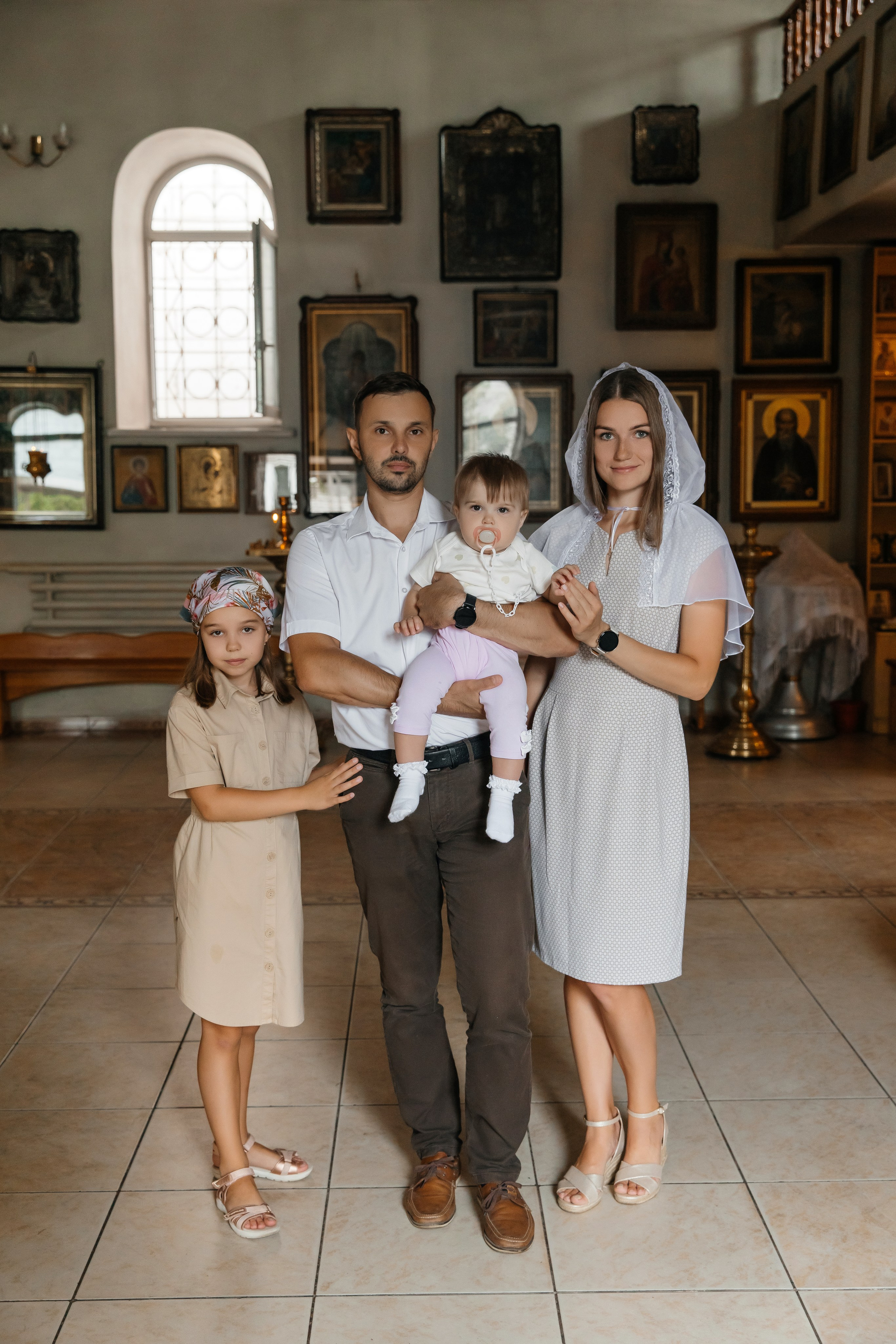 Крестины 5. Главная