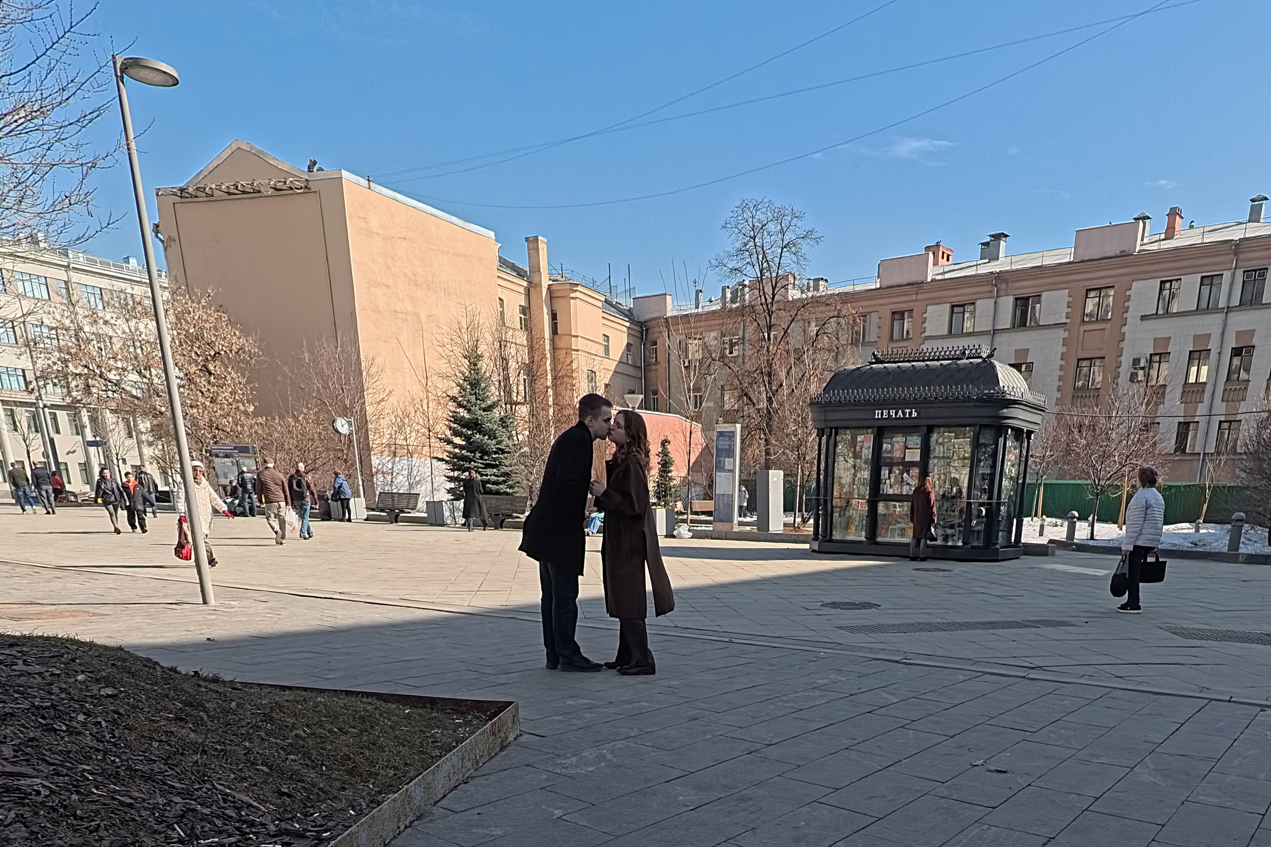 Улица, люди, жизнь…