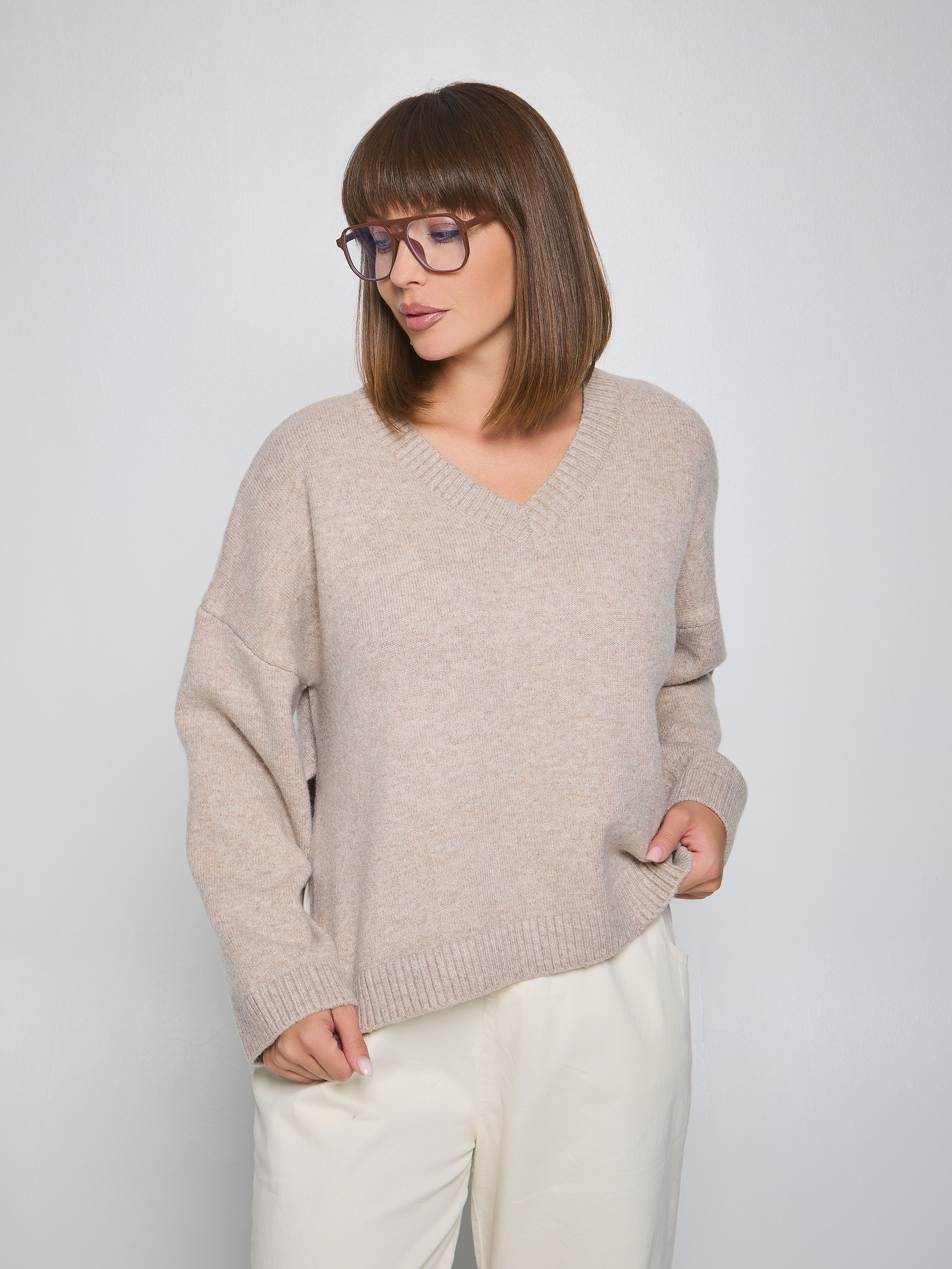 Одежда для маркетплейсов. Фотограф Руслан Потапов в Краснодаре