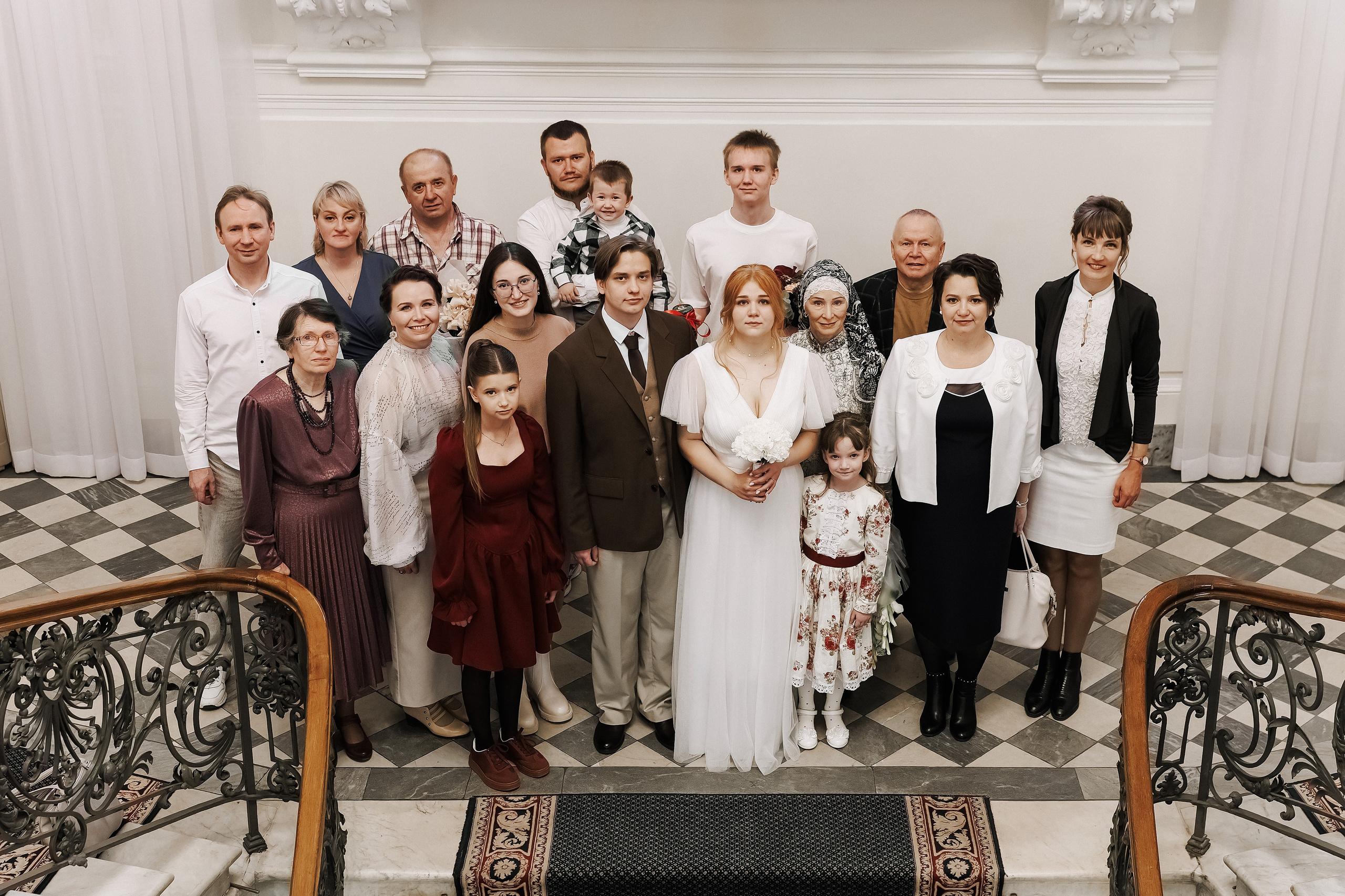 Полина и Максим — съемка в ЗАГСе. Свадебный и портретный фотограф в Санкт-Петербурге Анна Демьянова