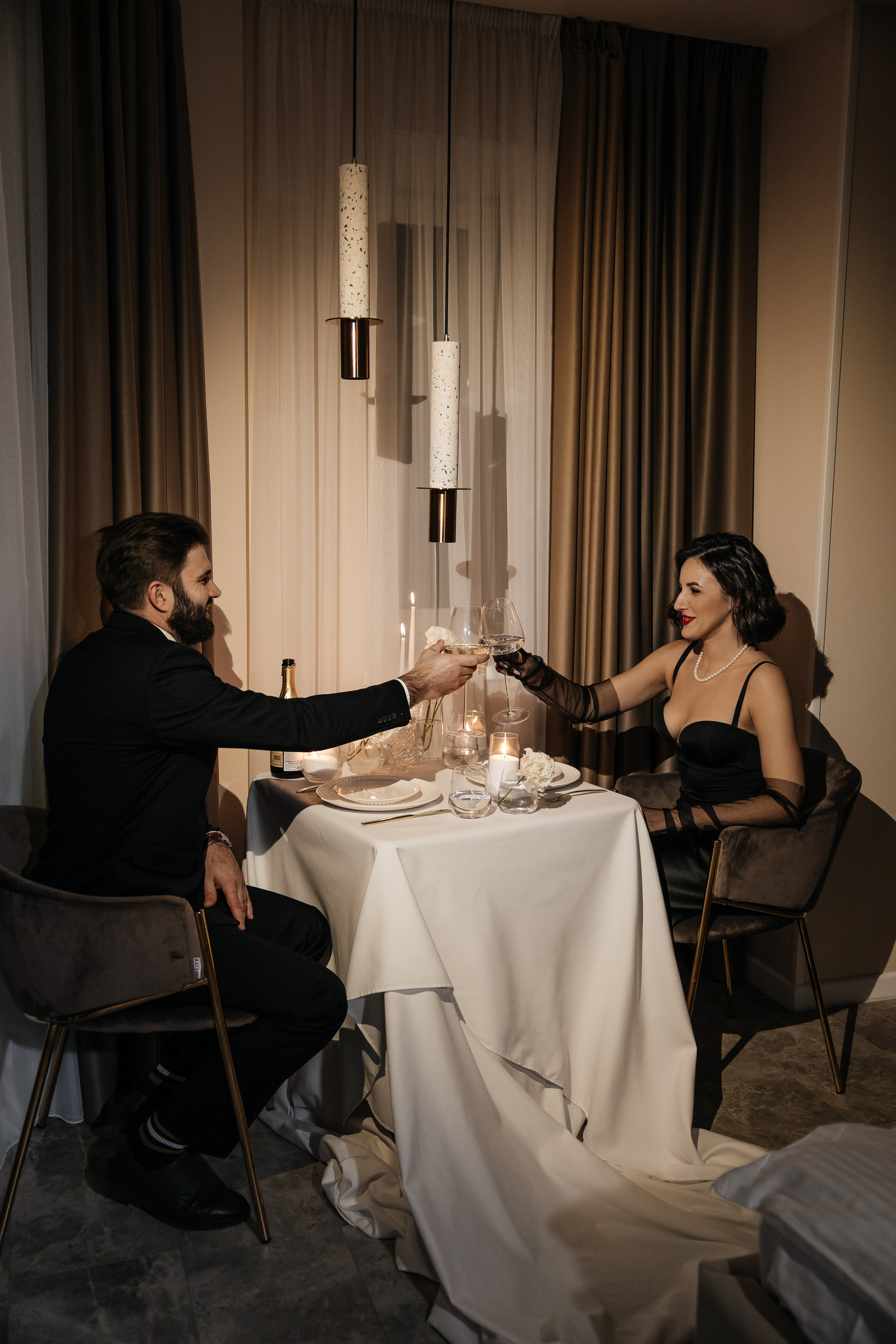 Свидание в отеле во Владивостоке. Организация свадеб и других мероприятий во Владивостоке от «Рядом быть»