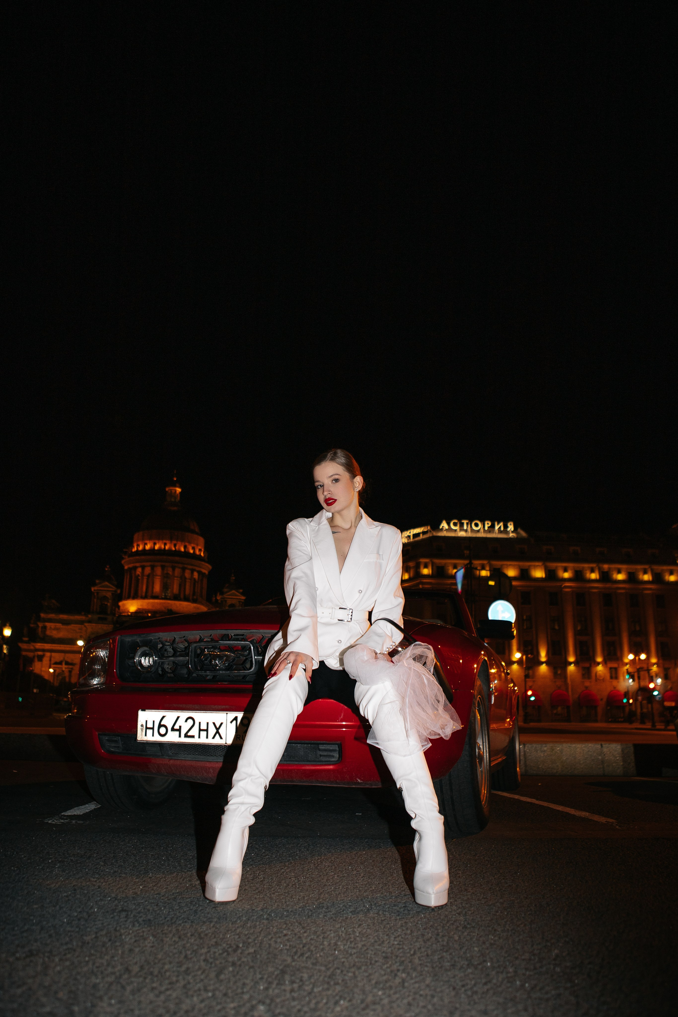 Алена — ночной кабриолет. Elena Sova — семейный и женский фотограф в Санкт-Петербурге