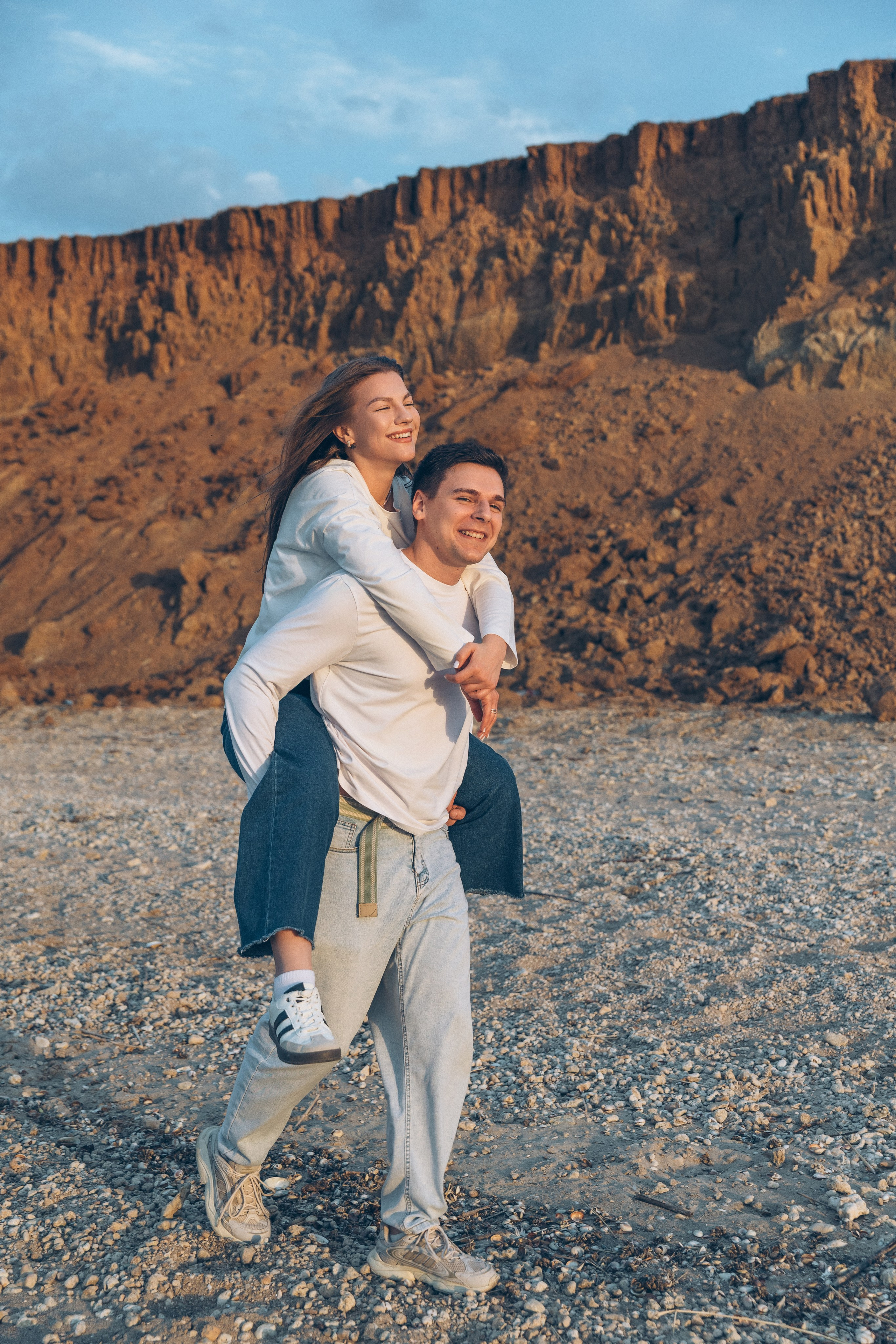 Лавстори фотосессия молодожен. Профессиональный фотограф в Волгодонске и Ростове Владимир Казак