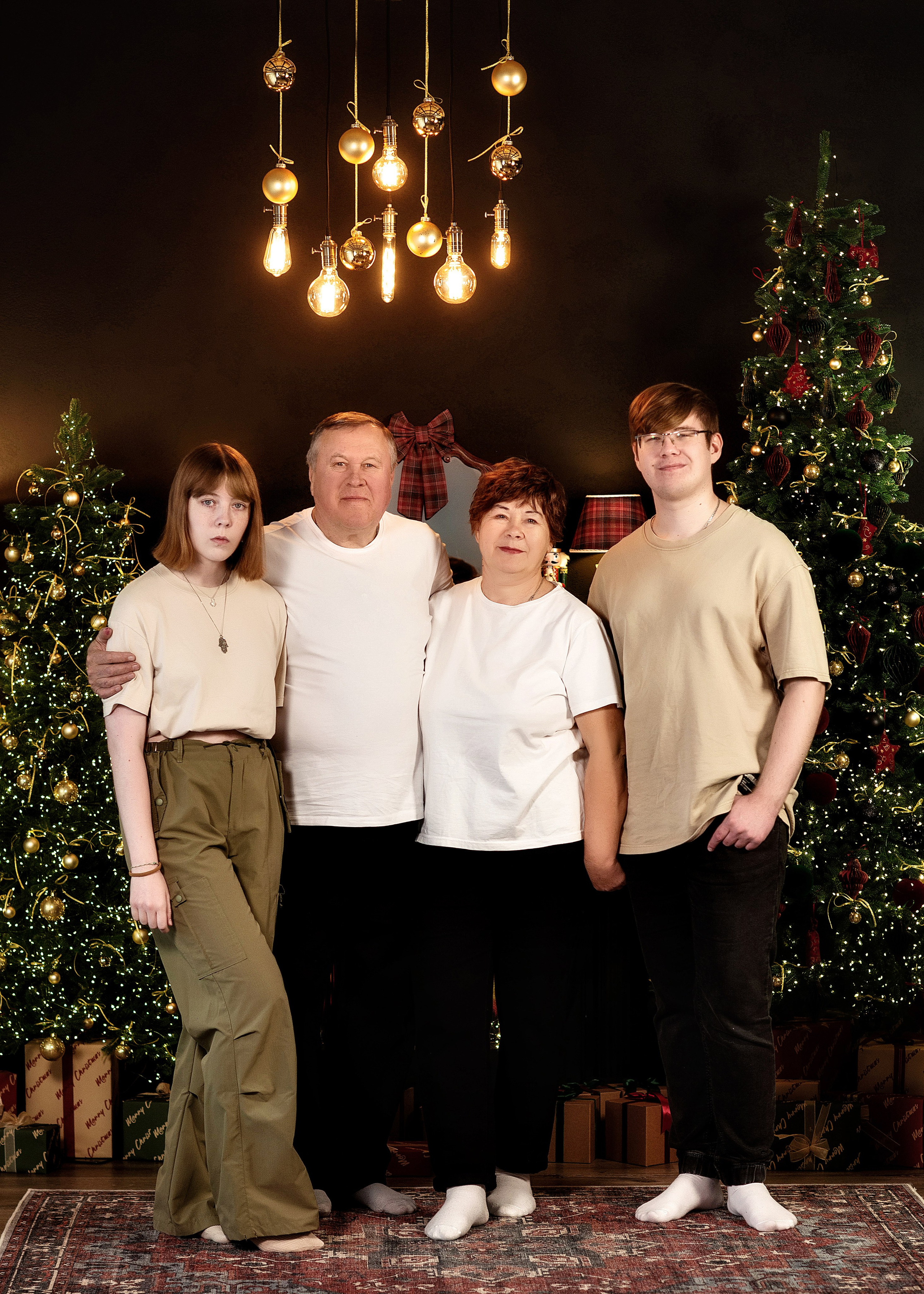 Наша семья. Новогодняя. Школьный, фэшн фотограф в Тюмени и в России Ирина Королева