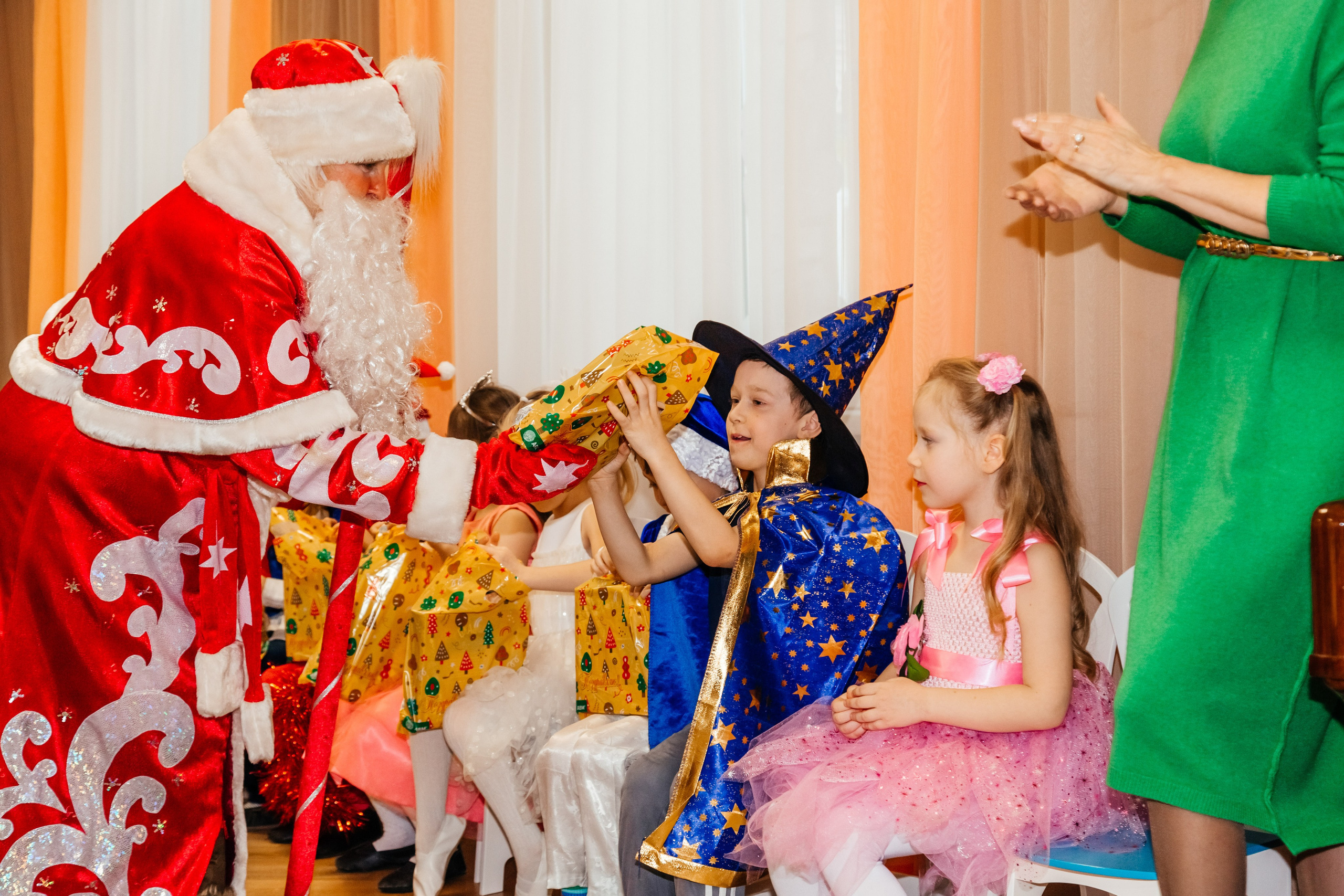 Новогодний утренник. Семейный фотограф Любовь Саркеева