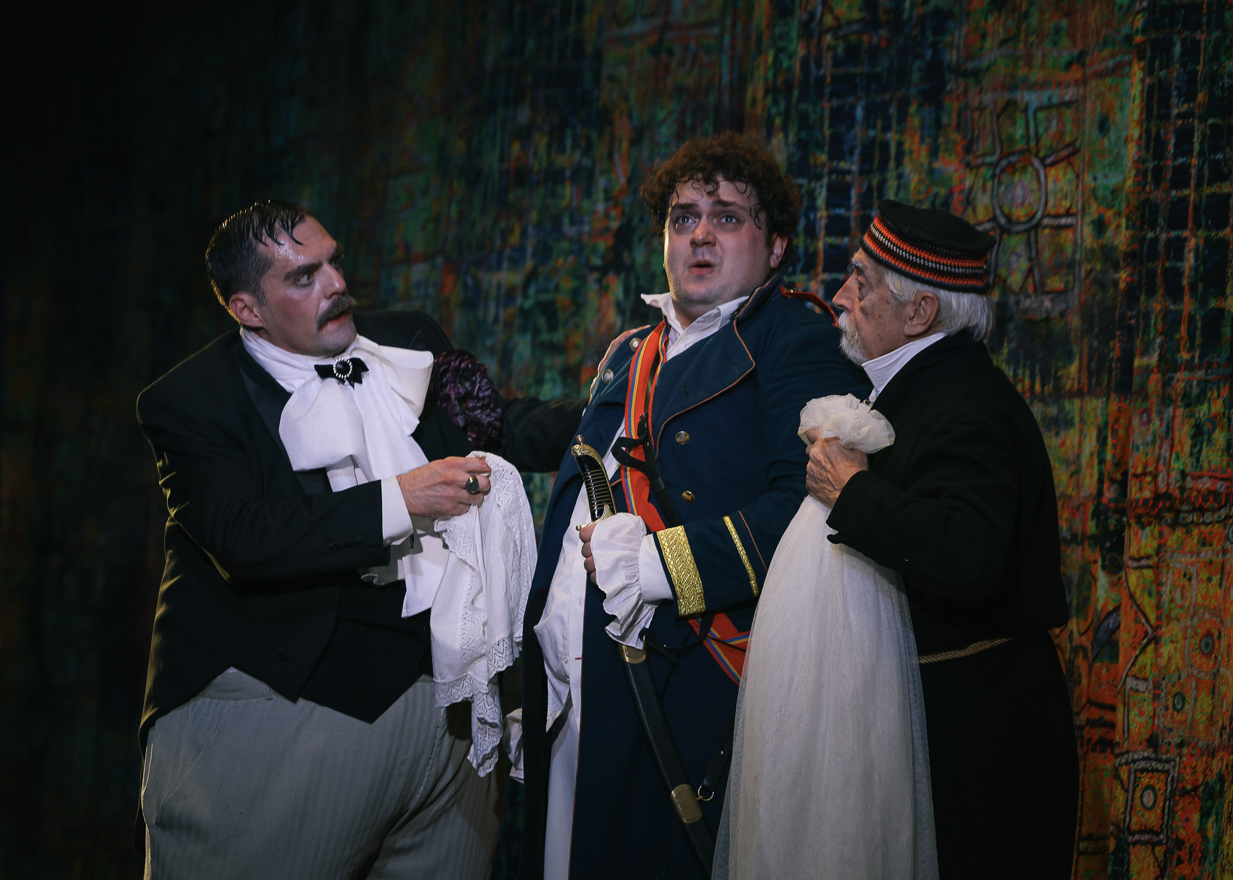 Весёлая женщина. Театр Эрмитаж. Репортажный, архитектурный, театральный и файн-арт фотограф Лена Мельникова в Москве