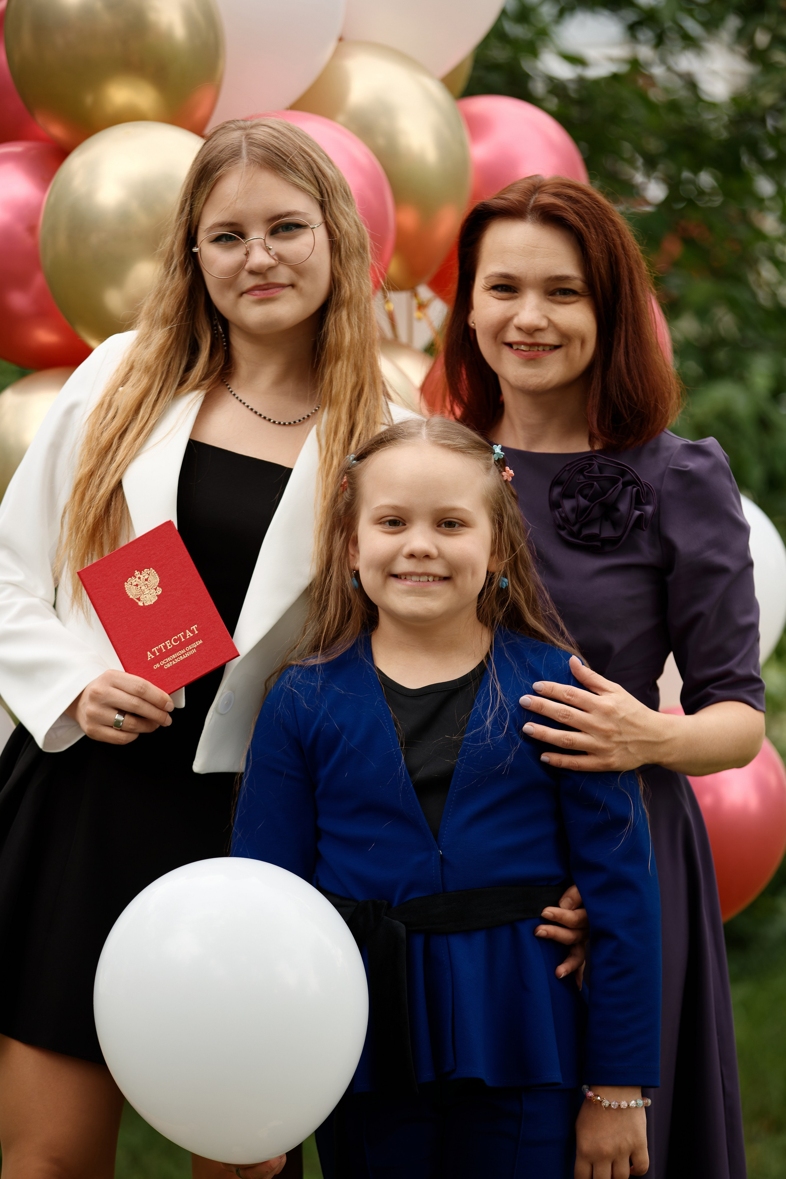 Вручение аттестатов Школа № 57. Семейный фотограф — Макс Белогрудов