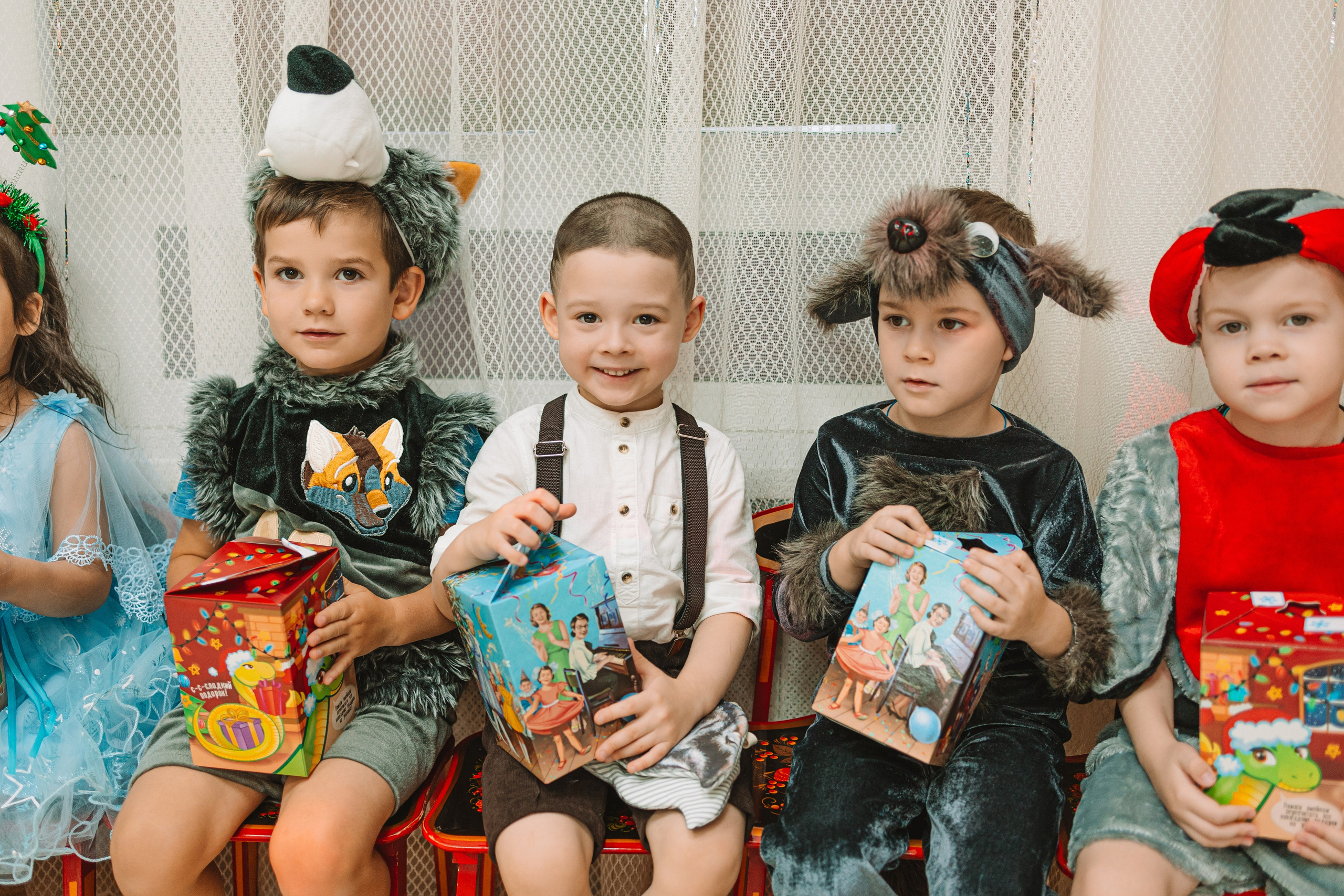 Утренник+портреты. Семейный фотограф Тюмень, фотограф на роды Салмина Мария