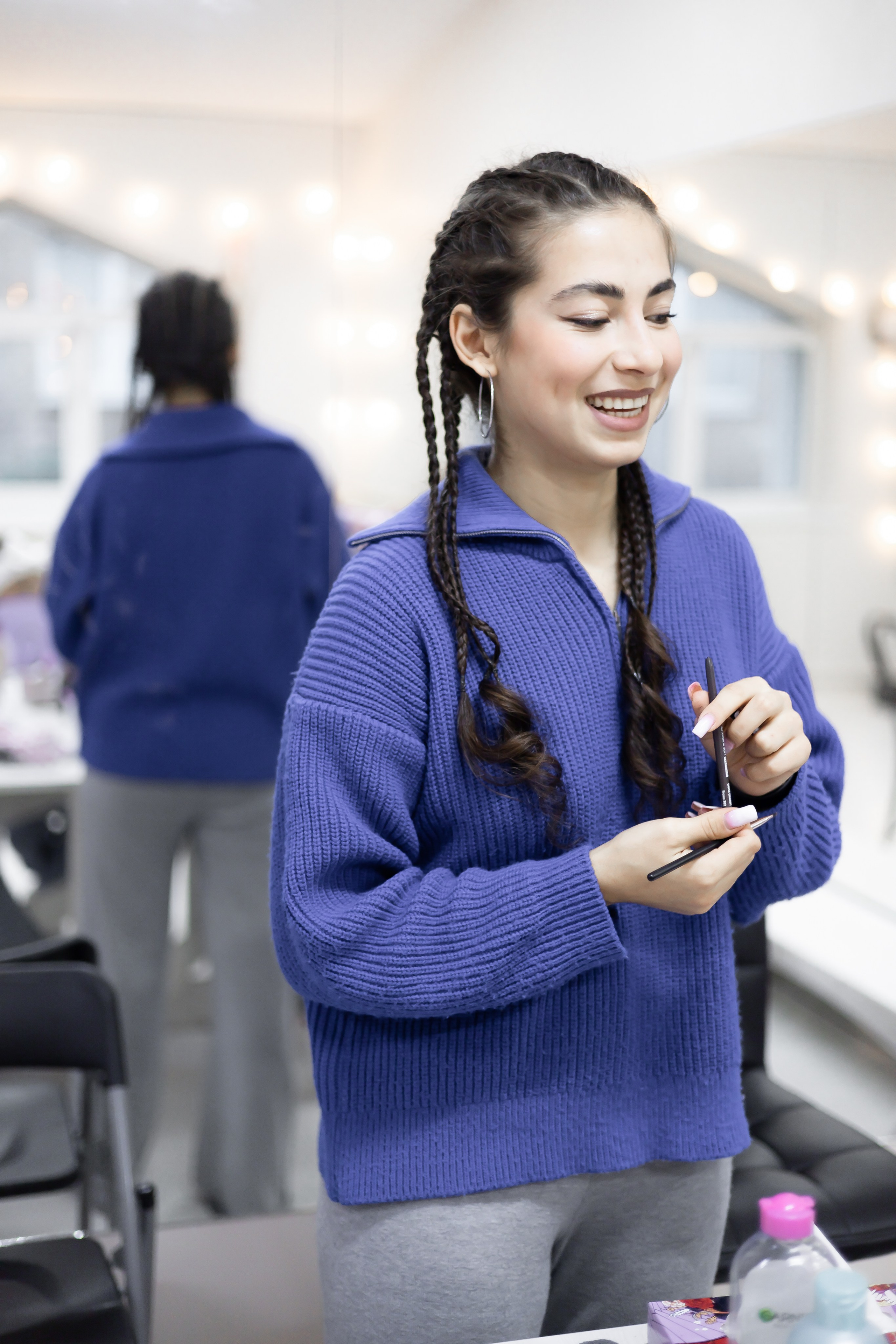 Провели мастер-класс макияжа 13 декабря. Школа для девочек во Владивостоке — Само Совершенство