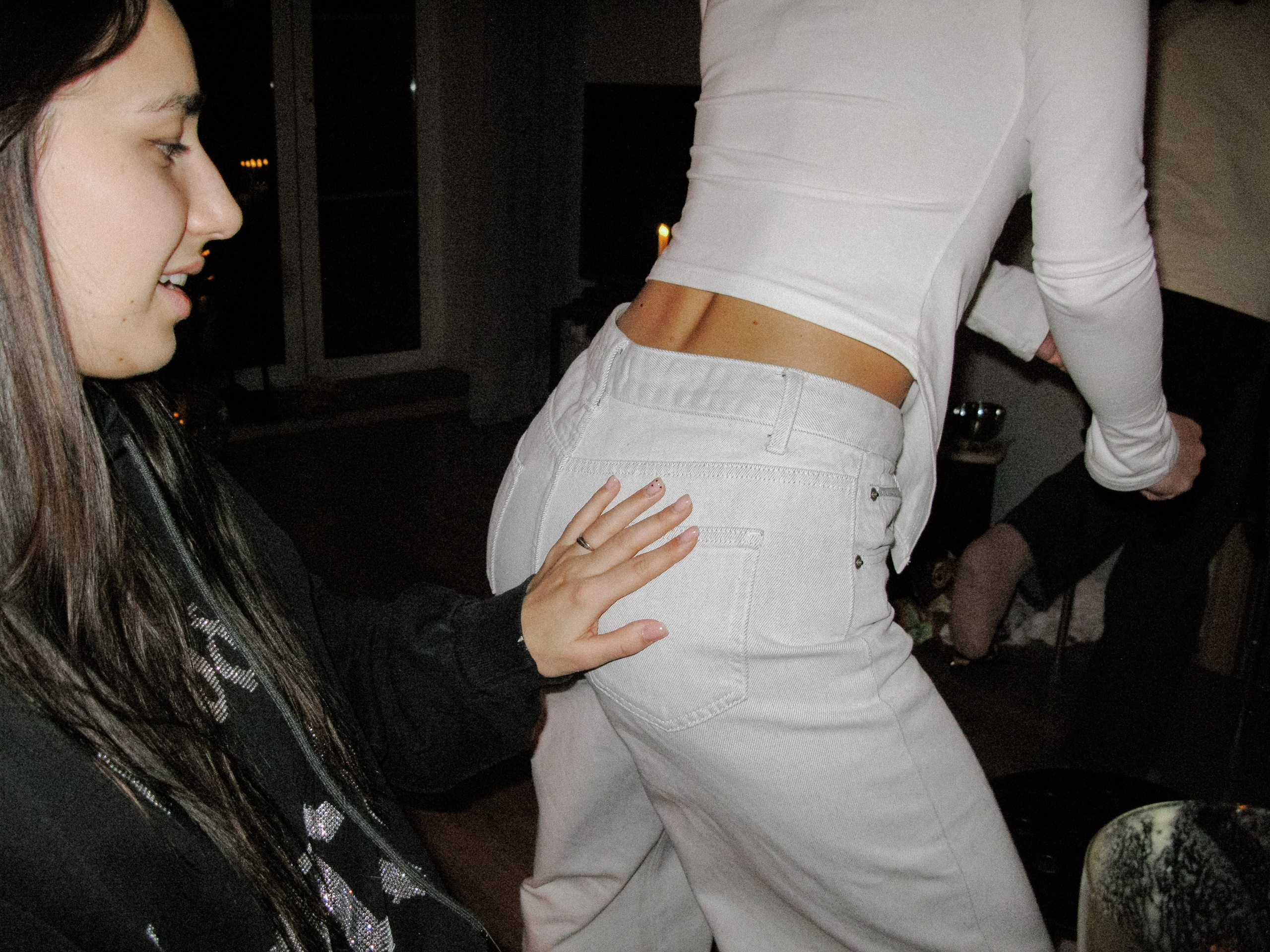 Feb. Фотограф Миланазавр