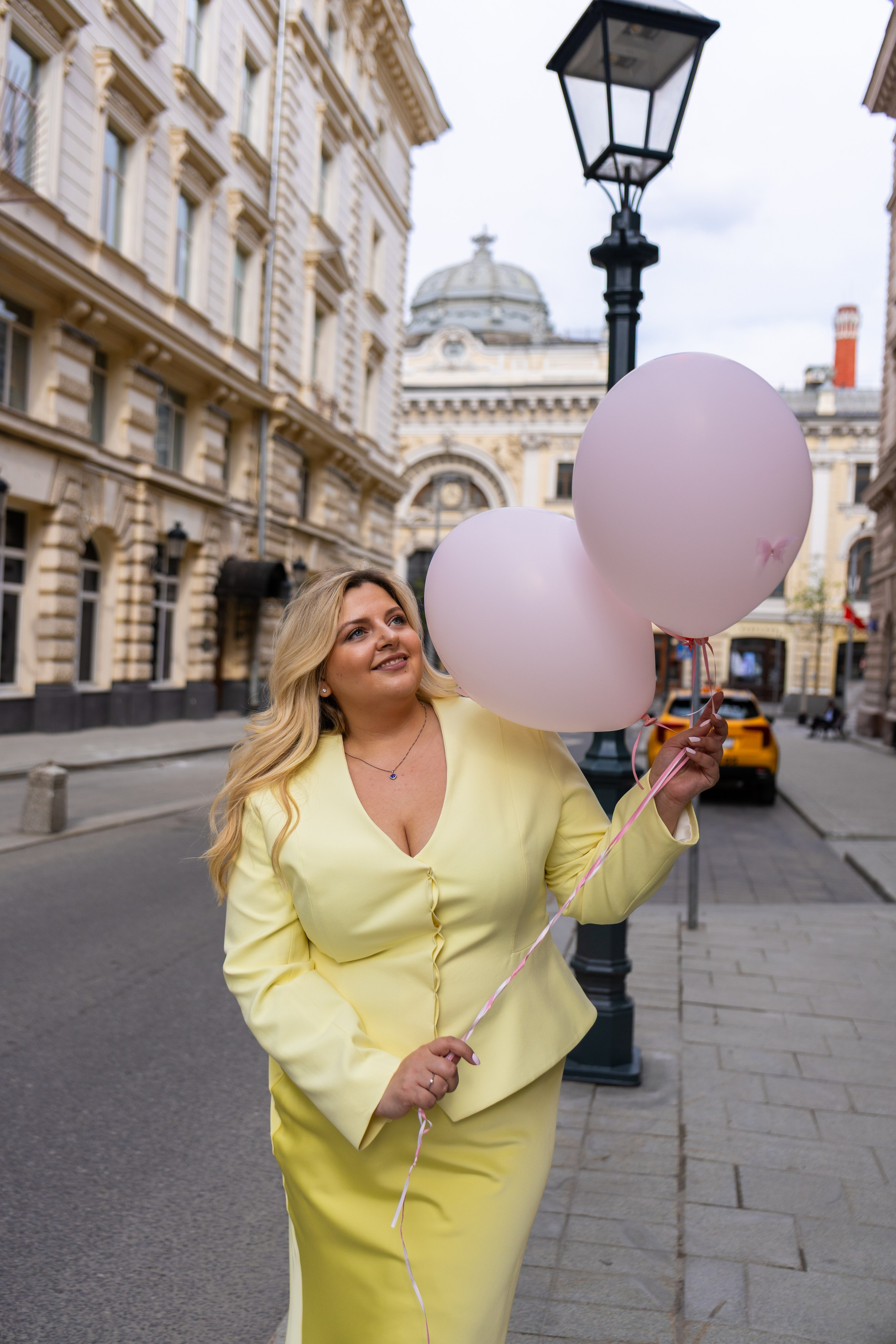 Love Story Столешников переулок. Фотограф в Москве Зябченко Екатерина. Съемки беременности, love story, семейный, портреты в студии и на улице