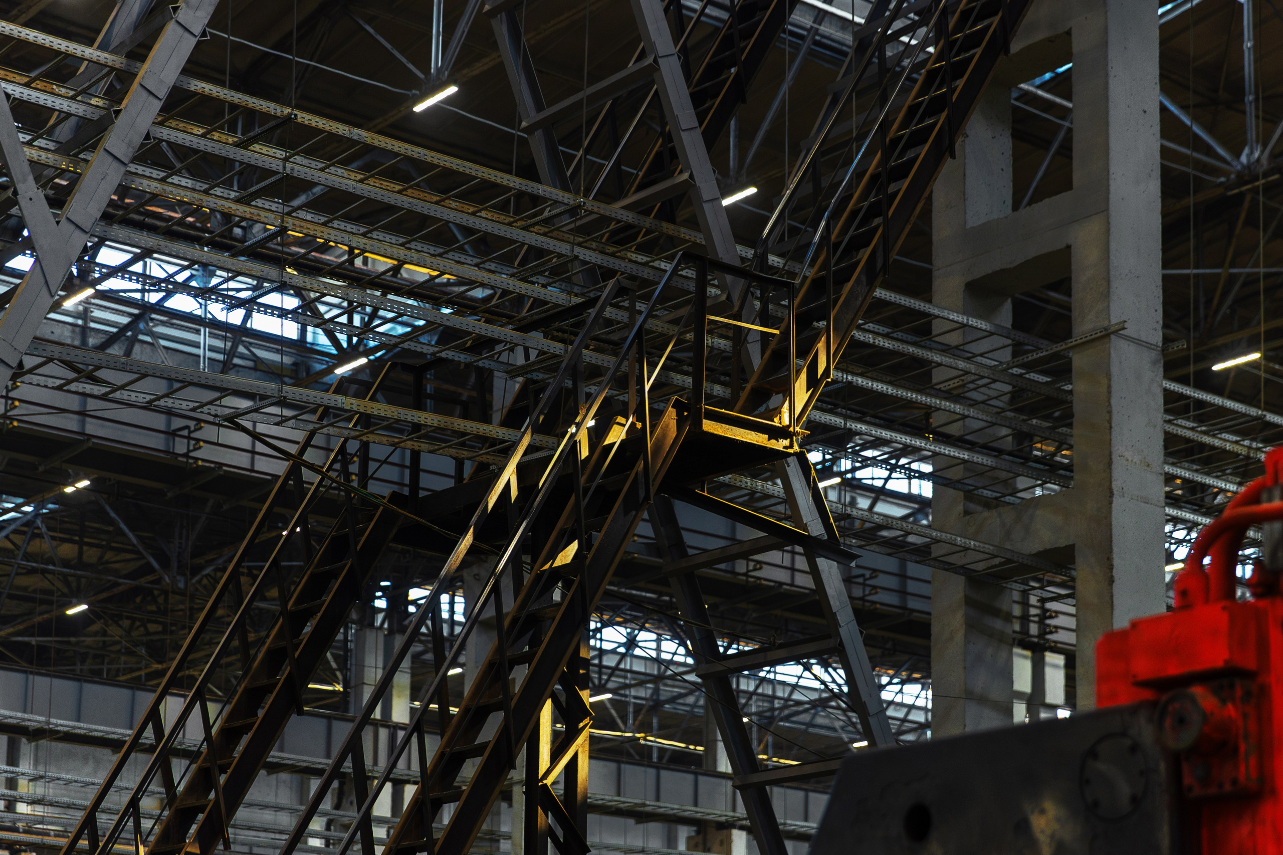 Промышленные фотографии завода Псковэлектросвар | Производство сварочного оборудования