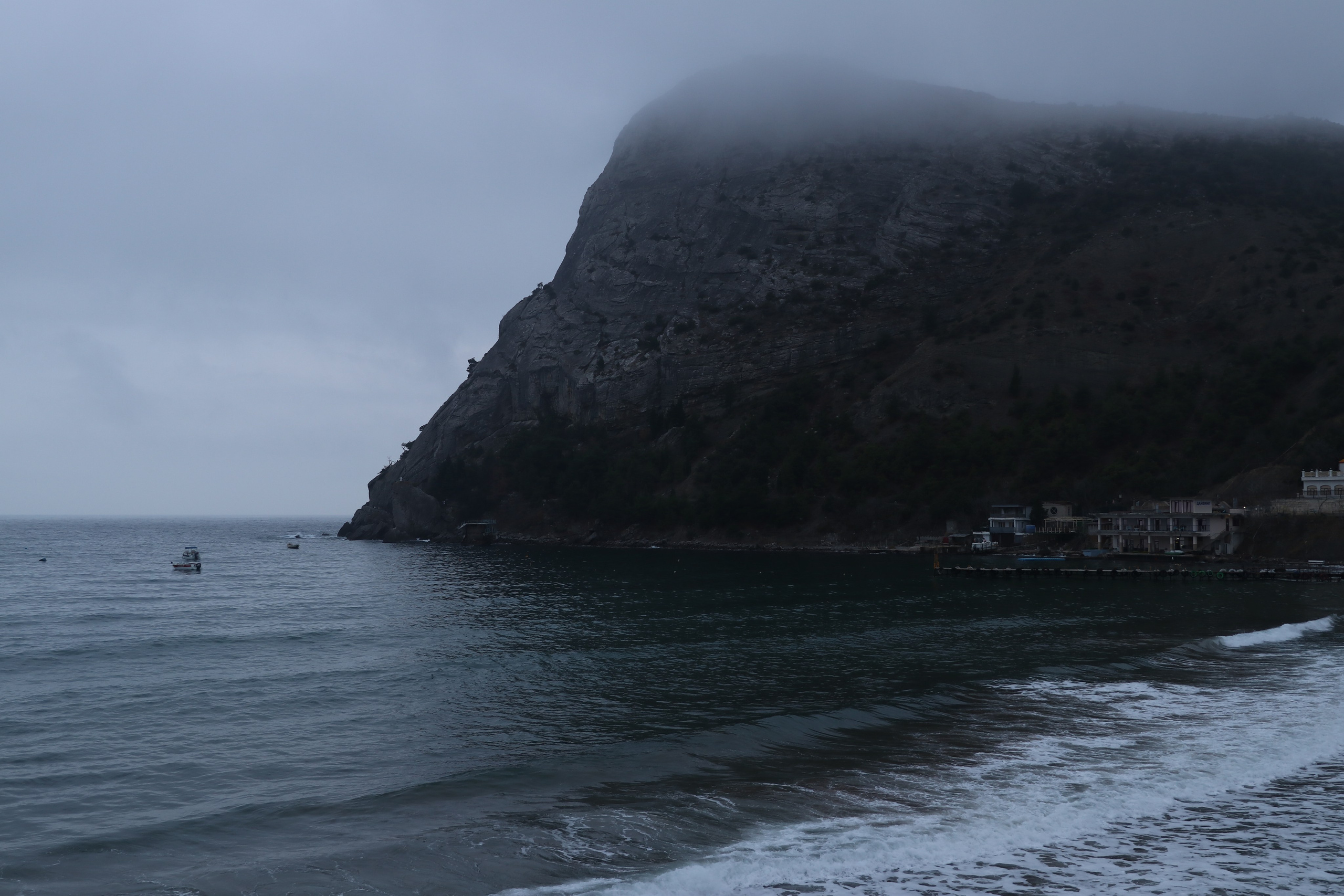 Крым. ЮБК (Гурзуф, Судак и их окрестности). Ноябрь 2023. Путешественник-фотограф из Санкт-Петербурга Татьяна Свистулина