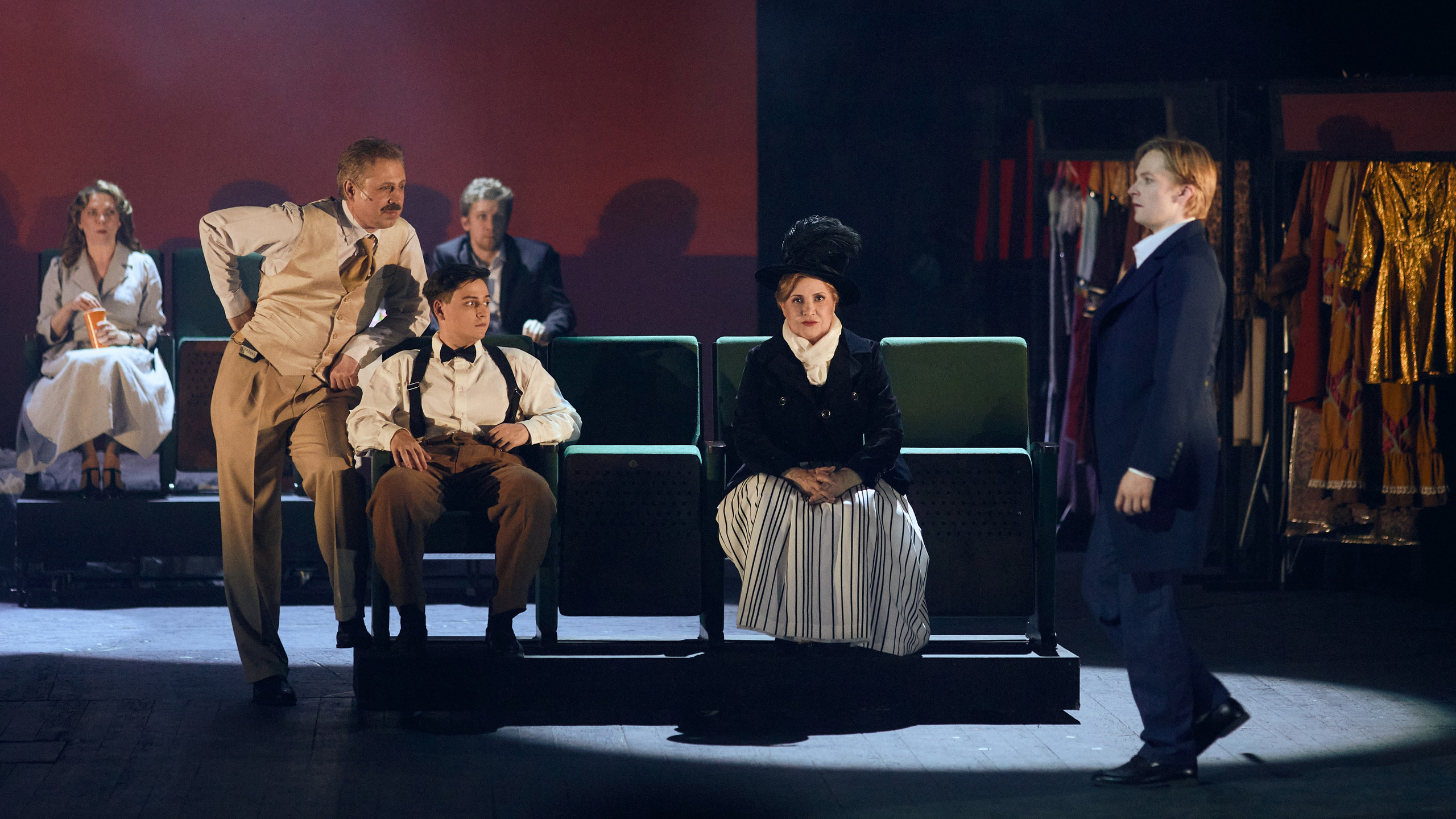 Театр. Фотограф Юлия Маринина