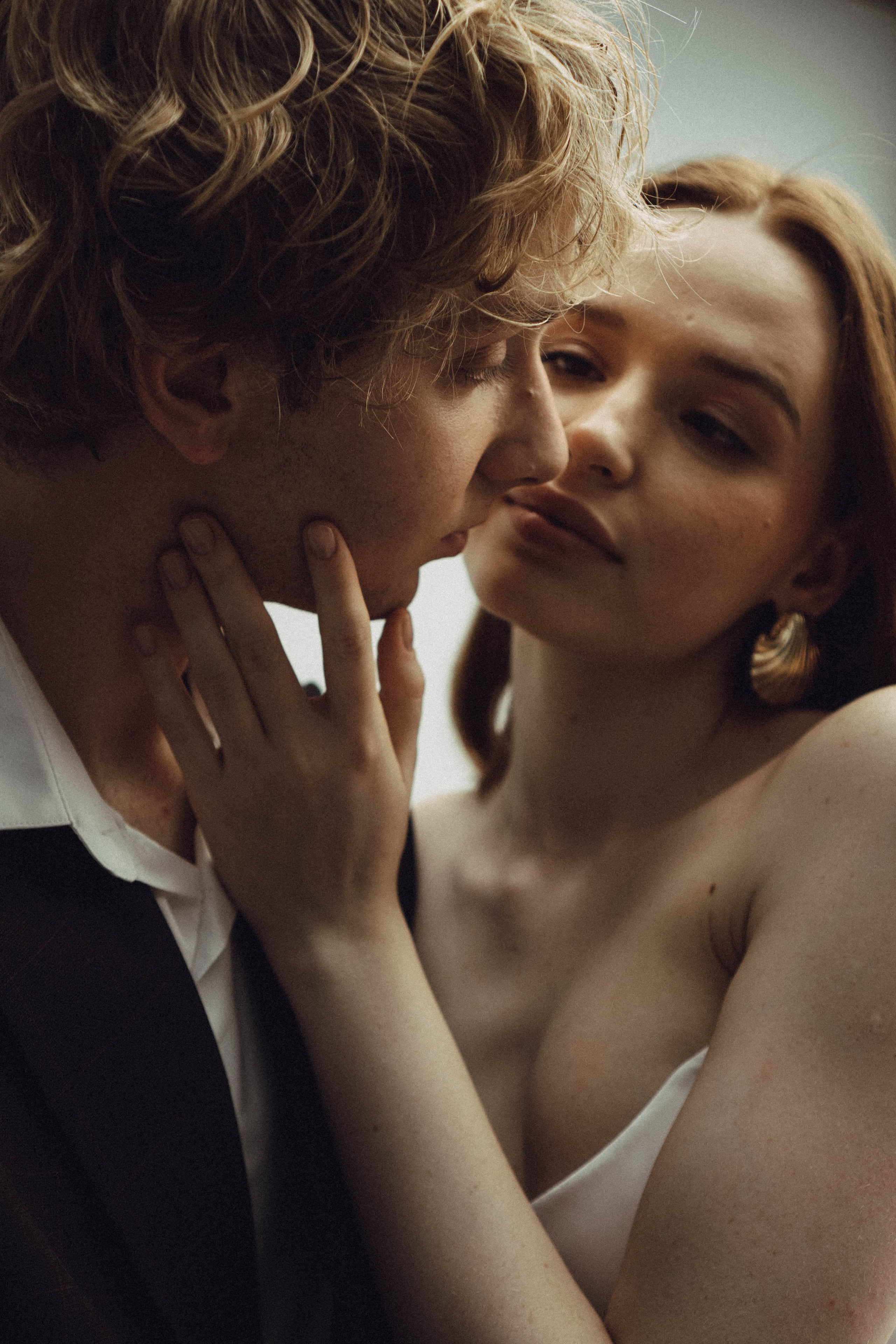 СВАДЕБНАЯ СЬЕМКА В ОТЕЛЕ. СБОРЫ ЖЕНИХА И НЕВЕСТЫ И ТАКЖЕ ТОР И ПОДГОТОВКА К ПРОГУЛКЕ. Профессиональный фотограф, Санкт-Петербург — Виктория Богомолова