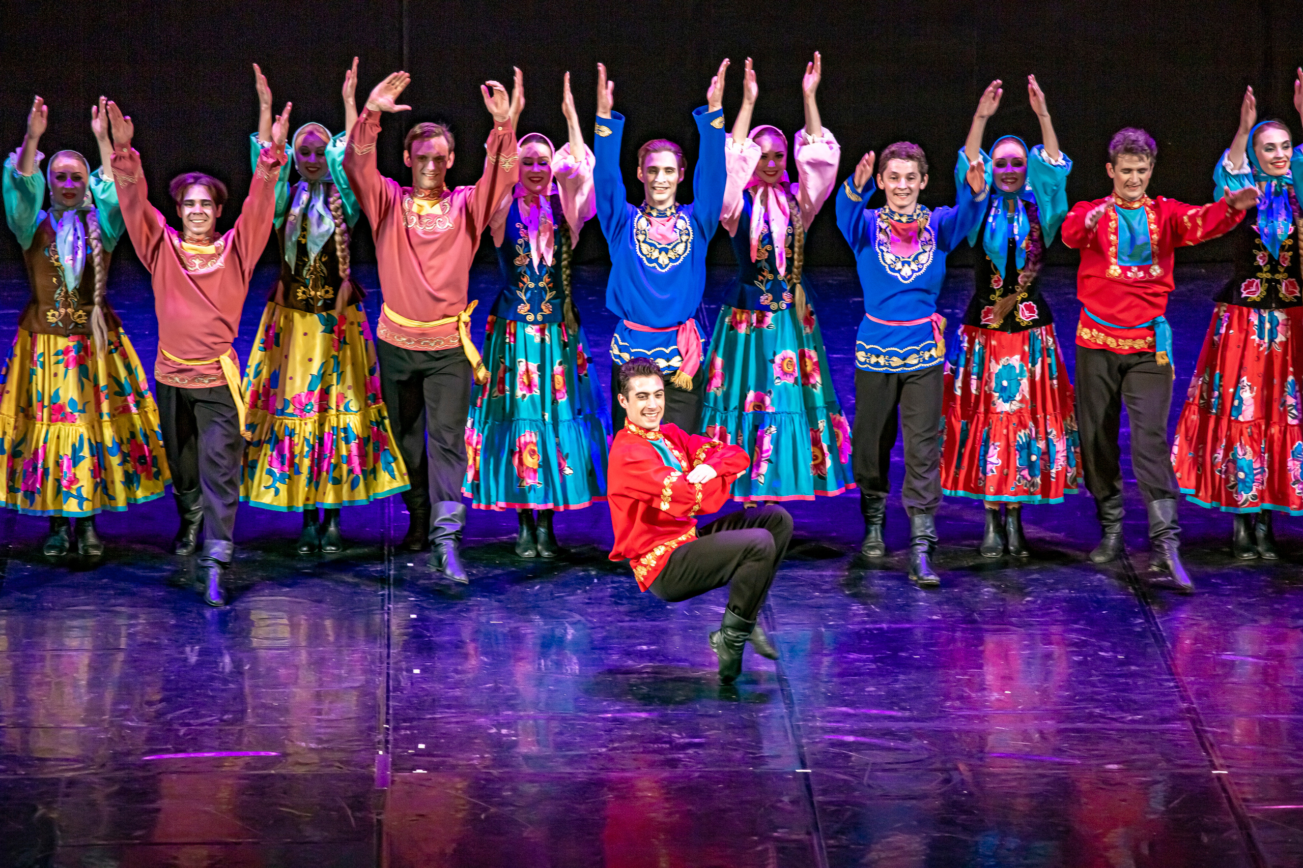 Государственный хореографический ансамбль «БЕРЕЗКА» Зимний театр. Фотограф в Сочи Юрий Шептаев