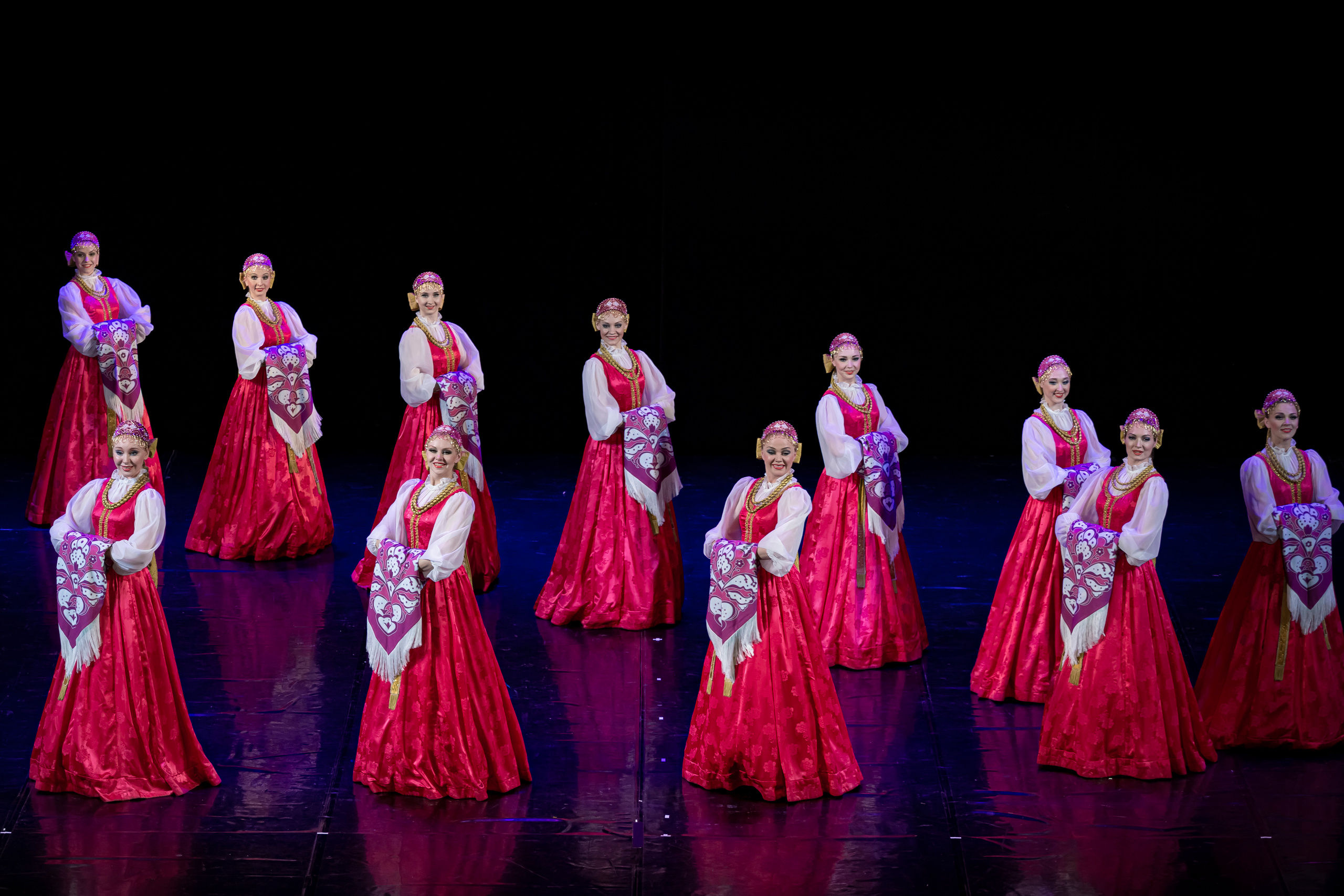 Государственный хореографический ансамбль «БЕРЕЗКА» Зимний театр. Фотограф в Сочи Юрий Шептаев