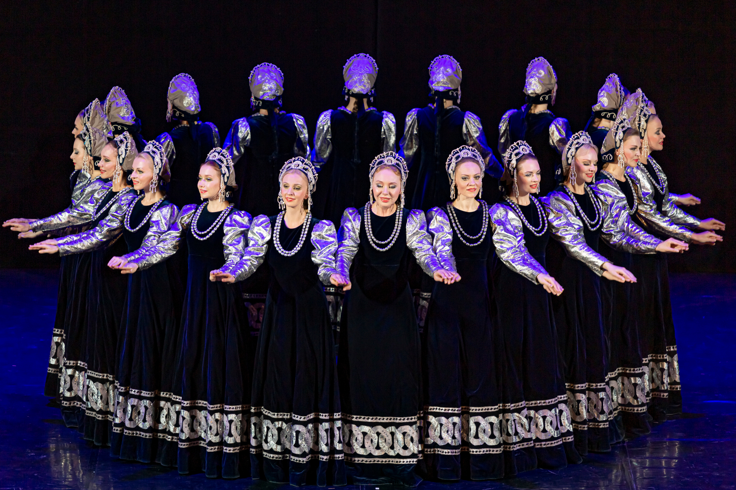 Государственный хореографический ансамбль «БЕРЕЗКА» Зимний театр. Фотограф в Сочи Юрий Шептаев