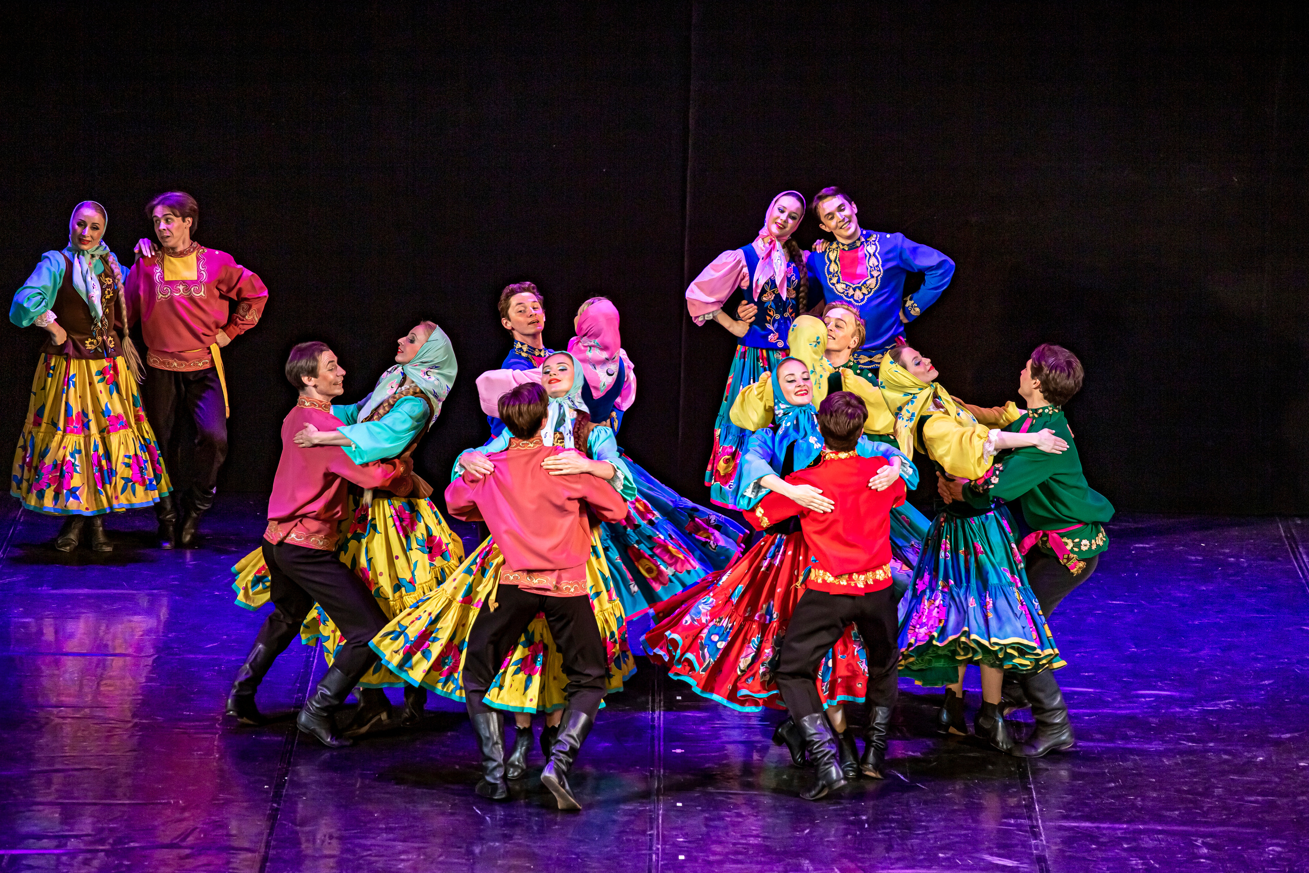 Государственный хореографический ансамбль «БЕРЕЗКА» Зимний театр. Фотограф в Сочи Юрий Шептаев