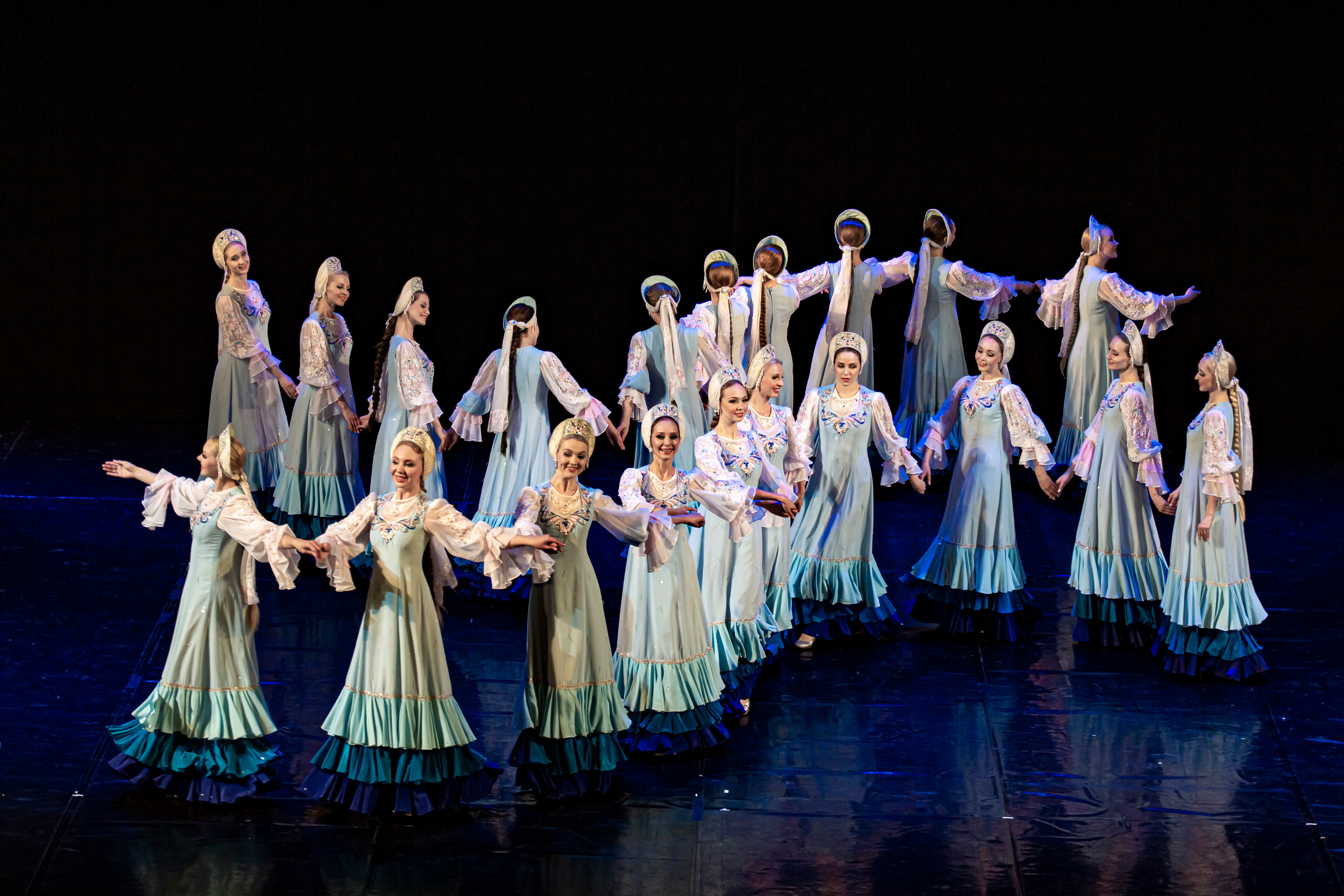 Государственный хореографический ансамбль «БЕРЕЗКА» Зимний театр. Фотограф в Сочи Юрий Шептаев