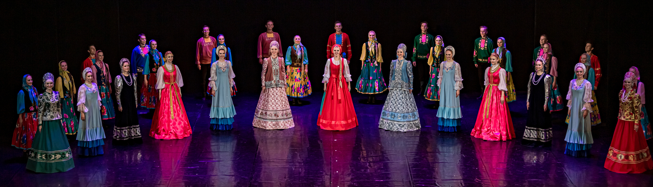 Государственный хореографический ансамбль «БЕРЕЗКА» Зимний театр. Фотограф в Сочи Юрий Шептаев