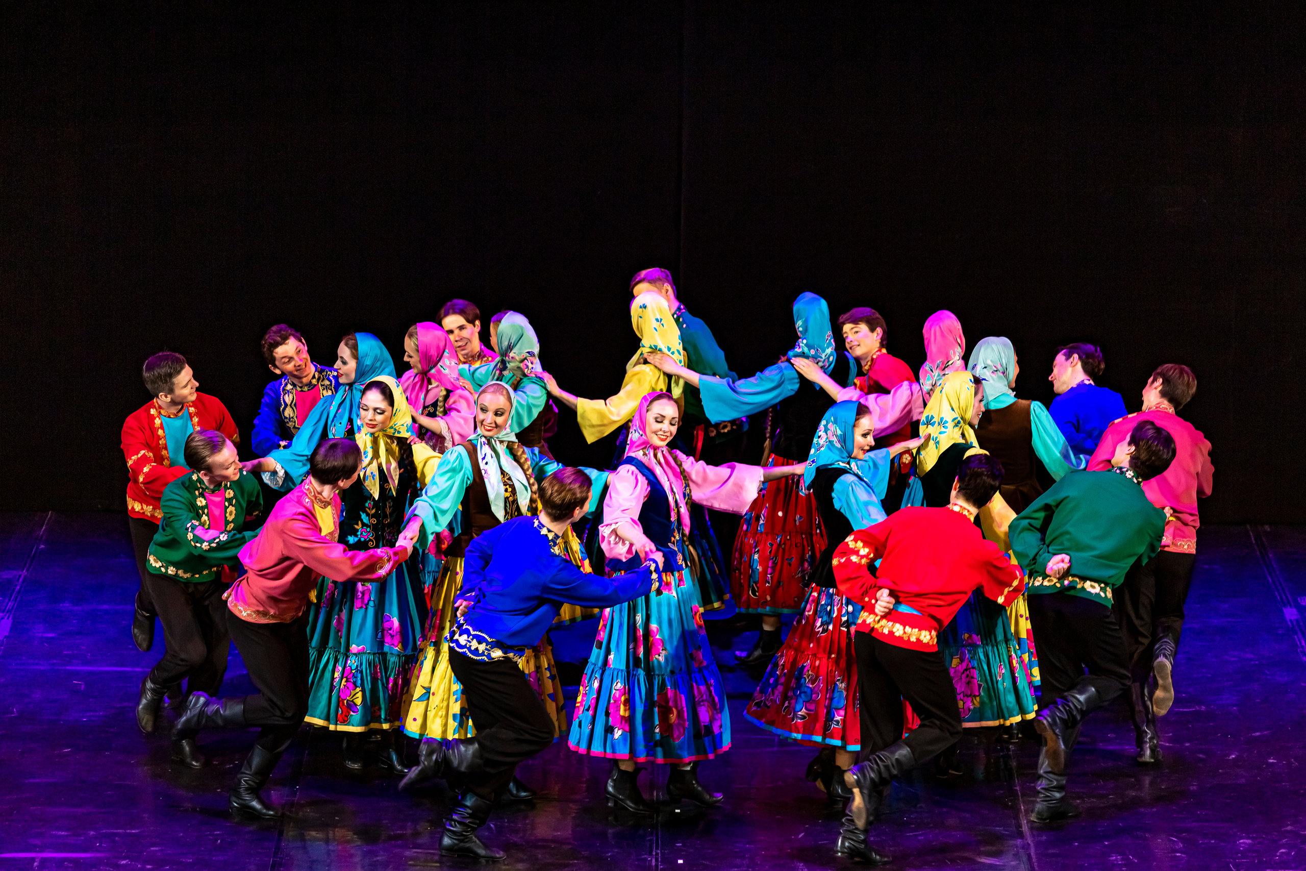 Государственный хореографический ансамбль «БЕРЕЗКА» Зимний театр. Фотограф в Сочи Юрий Шептаев