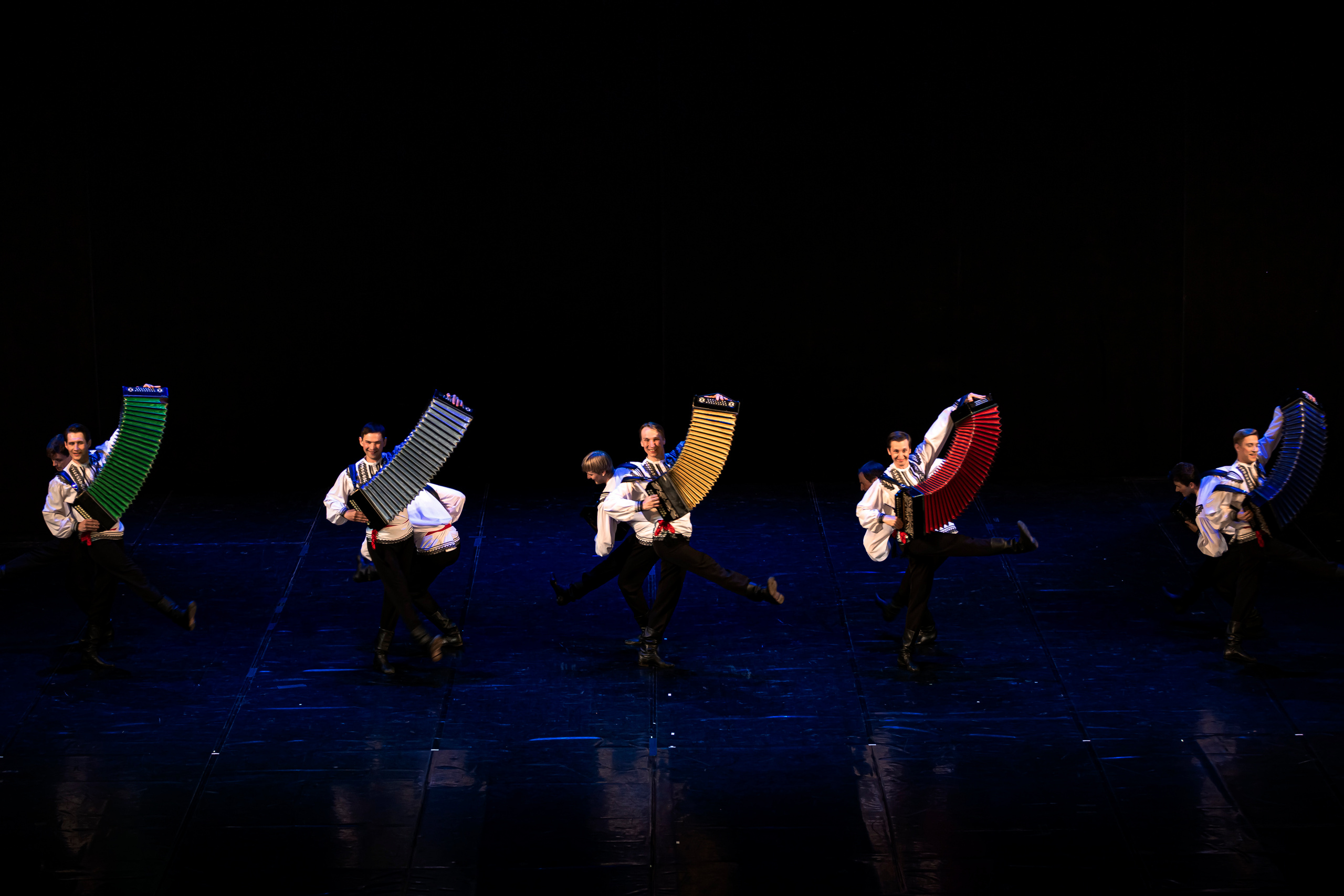 Государственный хореографический ансамбль «БЕРЕЗКА» Зимний театр. Фотограф в Сочи Юрий Шептаев