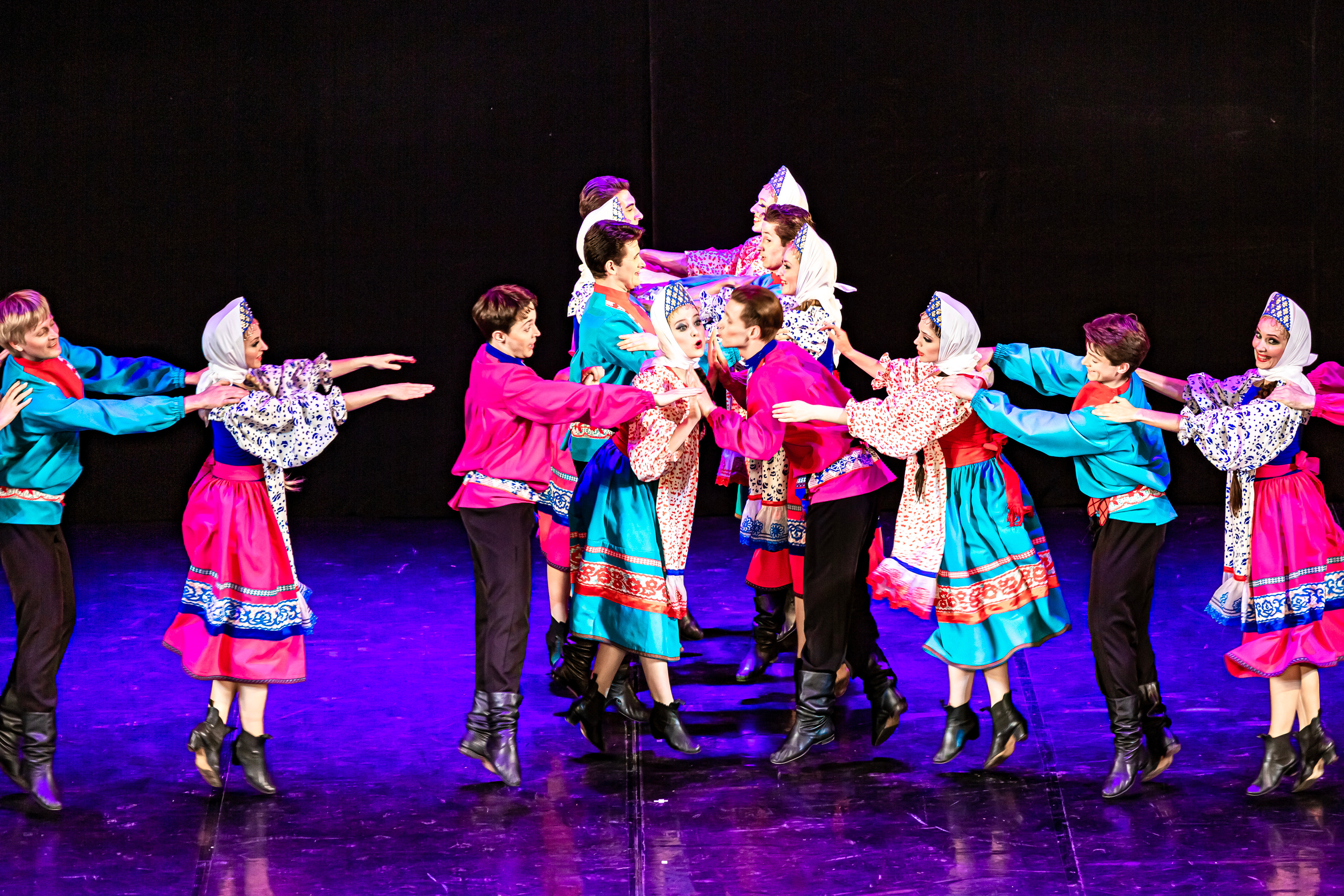 Государственный хореографический ансамбль «БЕРЕЗКА» Зимний театр. Фотограф в Сочи Юрий Шептаев