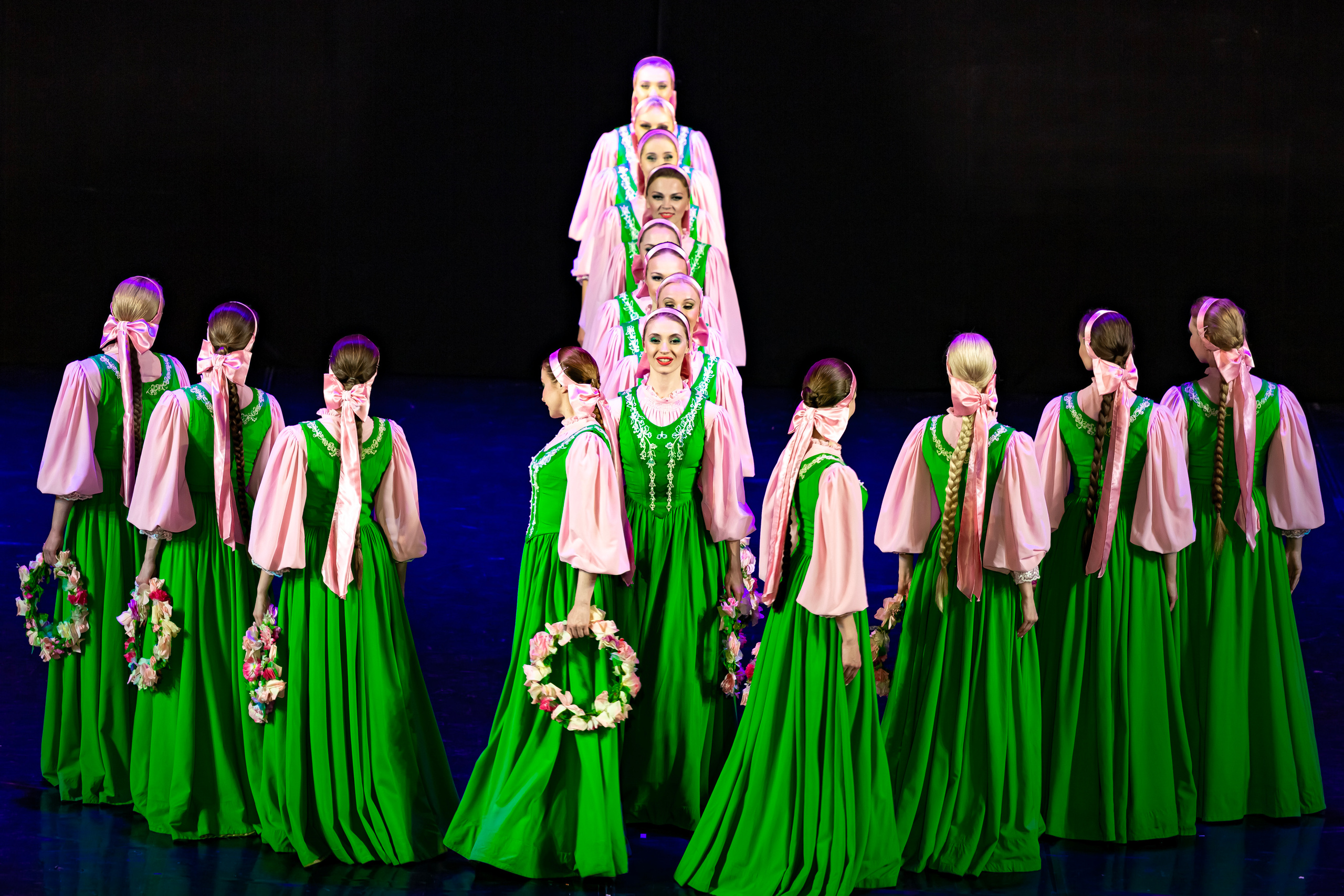 Государственный хореографический ансамбль «БЕРЕЗКА» Зимний театр. Фотограф в Сочи Юрий Шептаев